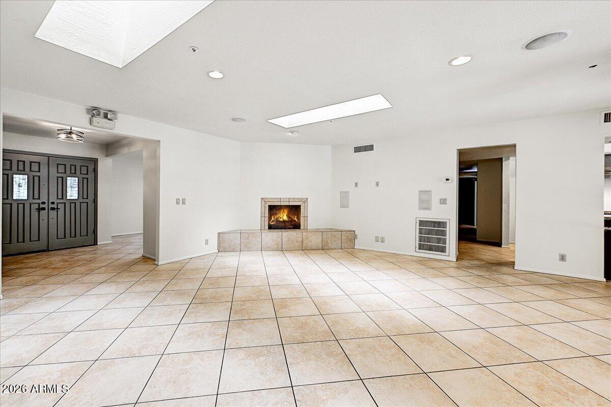 EAGLES EYRE 2 - Residential