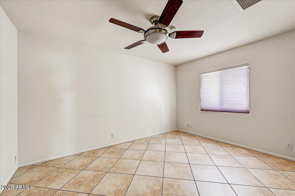 EAGLES EYRE 2 - Residential
