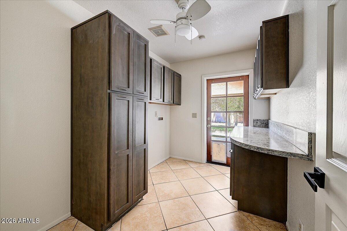 EAGLES EYRE 2 - Residential