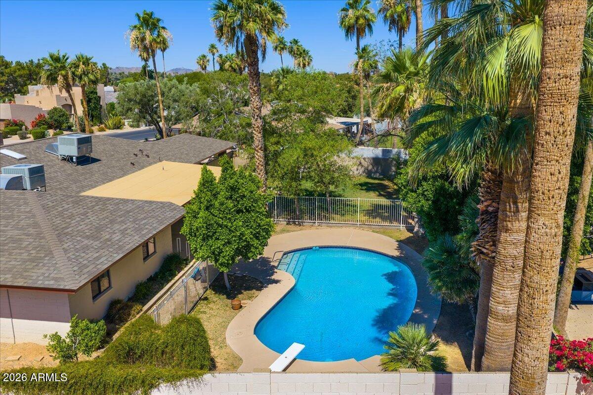 EAGLES EYRE 2 - Residential