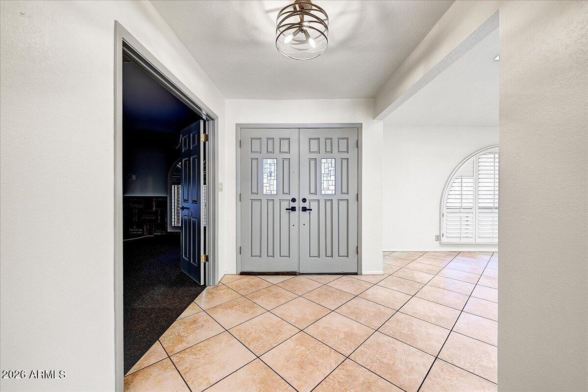 EAGLES EYRE 2 - Residential