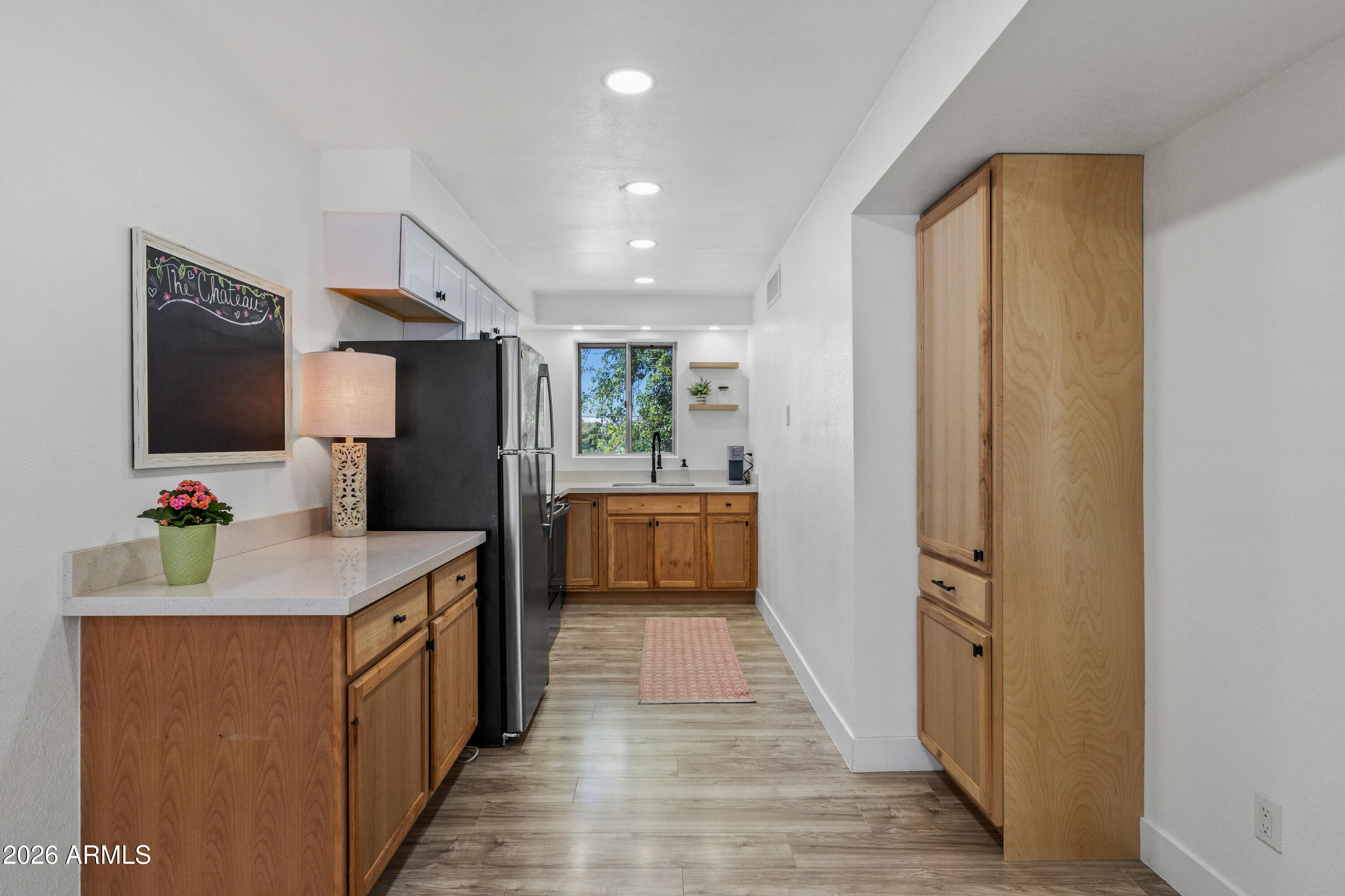 LE CONTINENTAL - Residential Lease