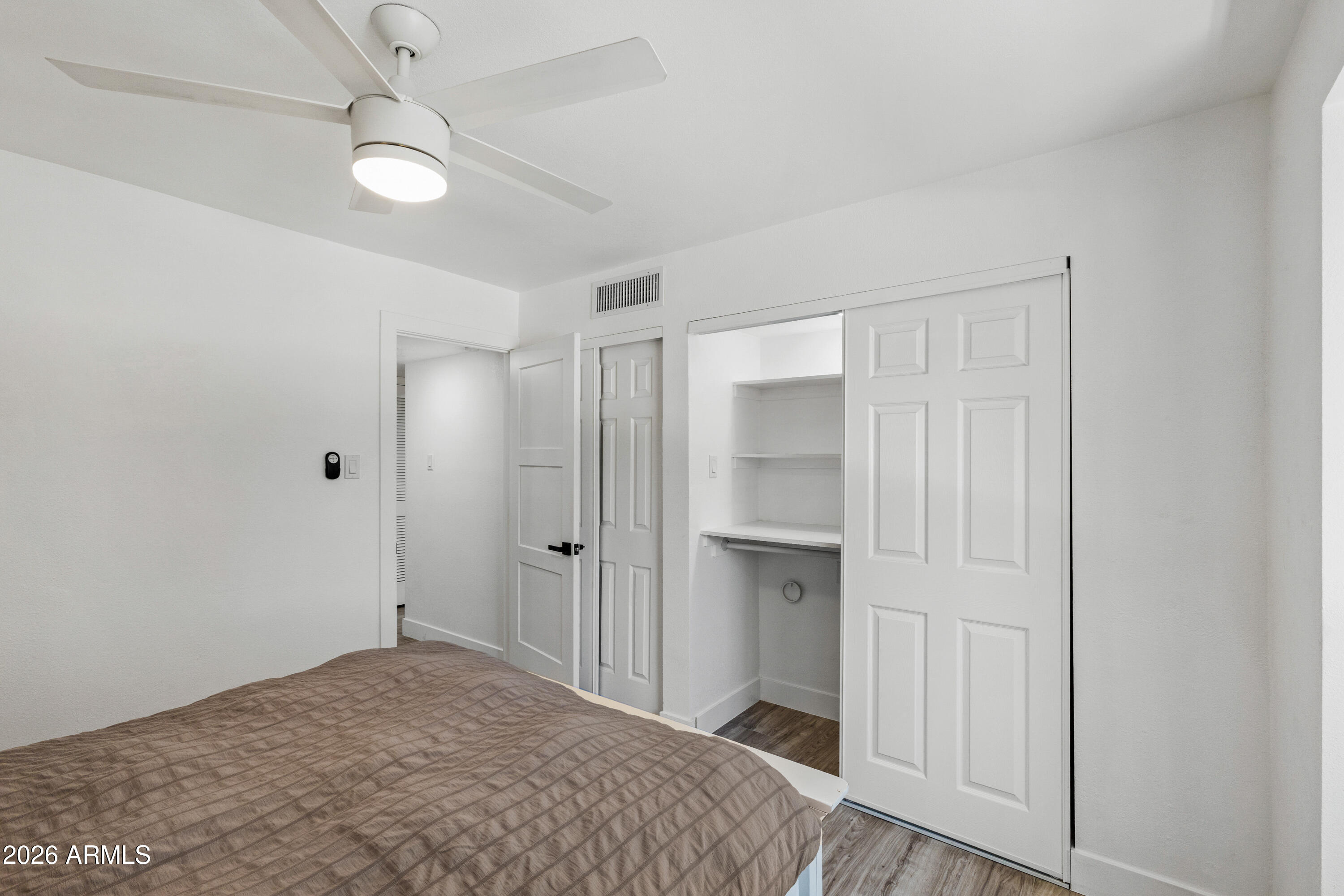 LE CONTINENTAL - Residential Lease