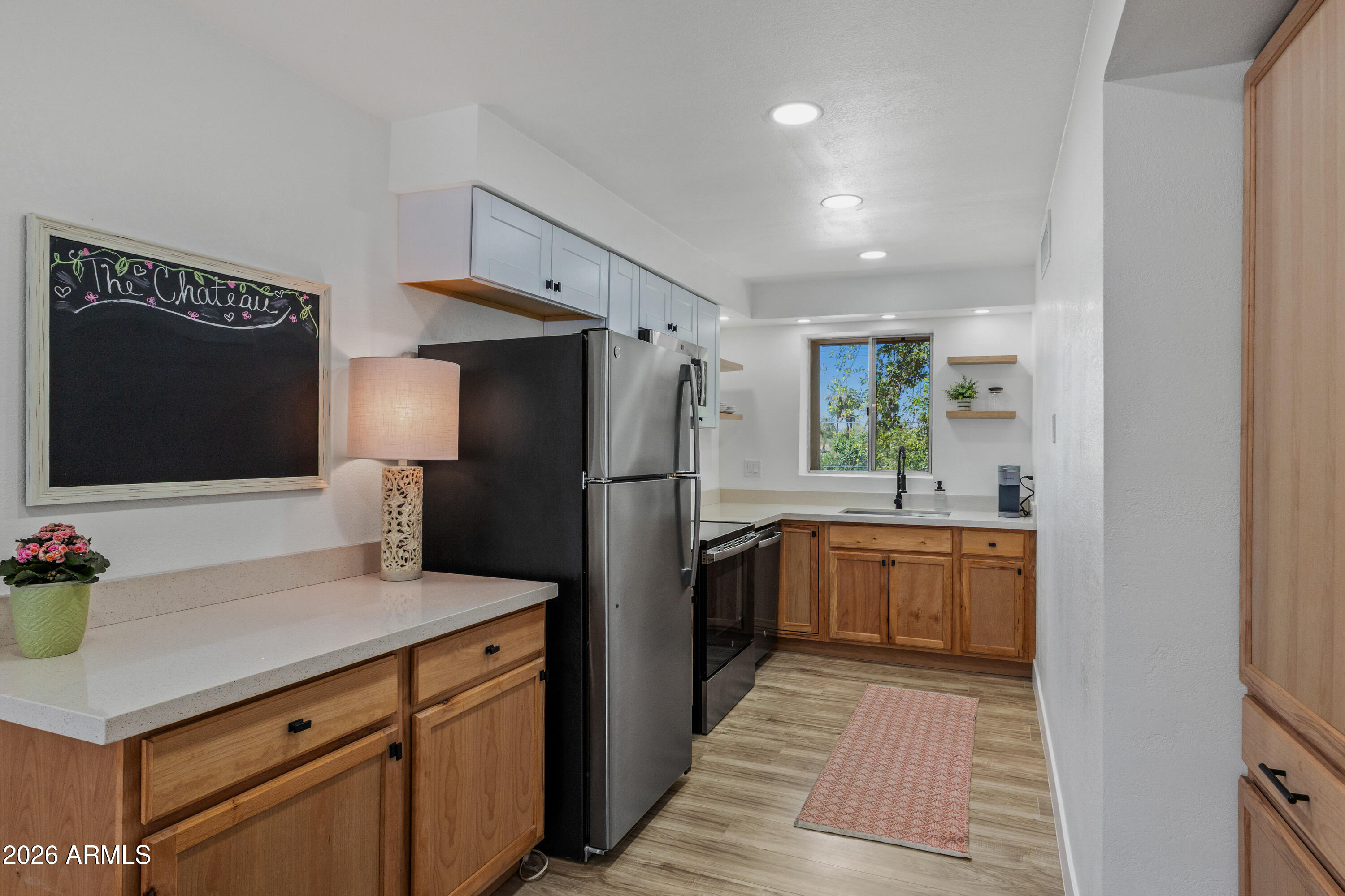 LE CONTINENTAL - Residential Lease