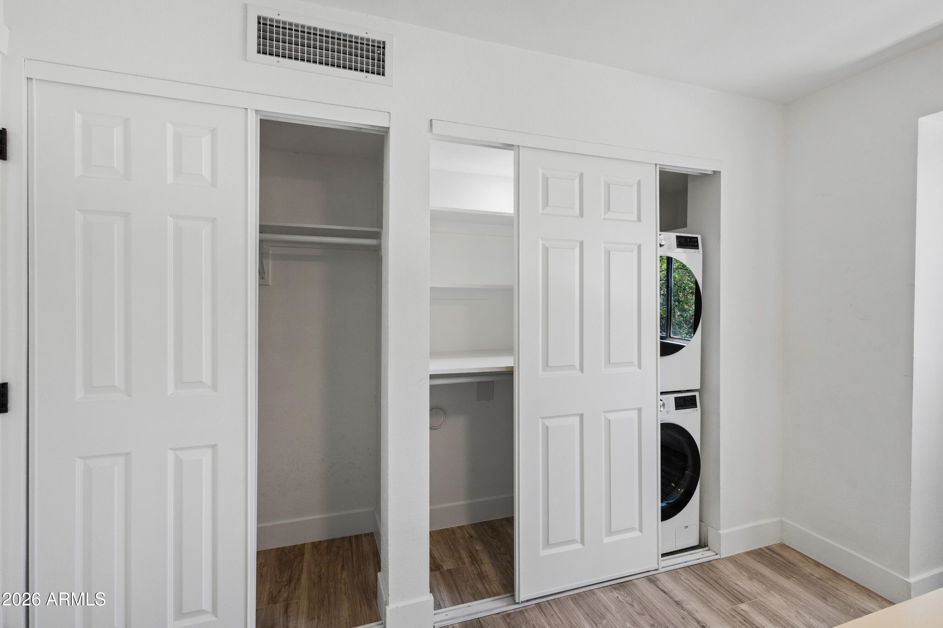 LE CONTINENTAL - Residential Lease