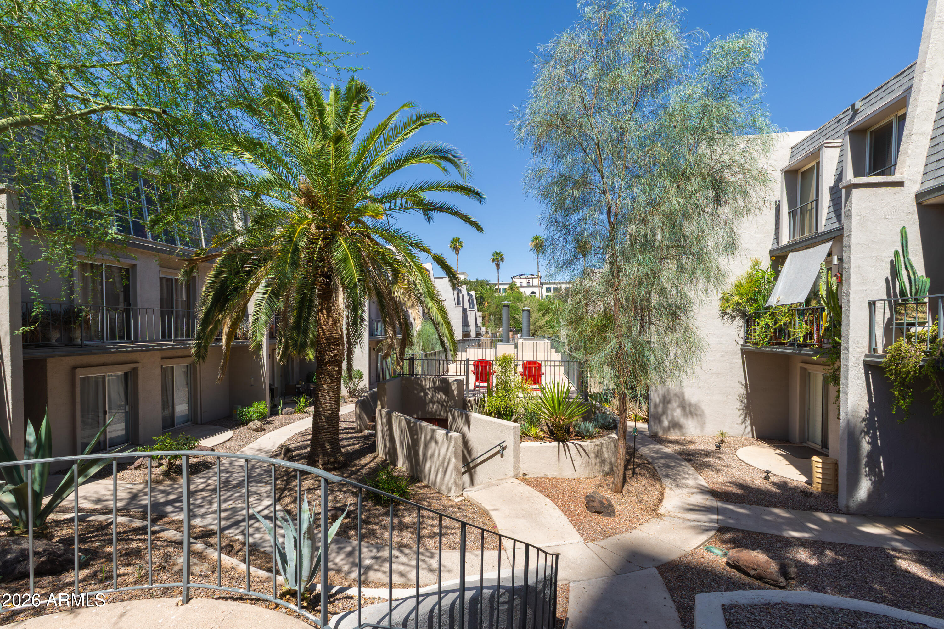LE CONTINENTAL - Residential Lease