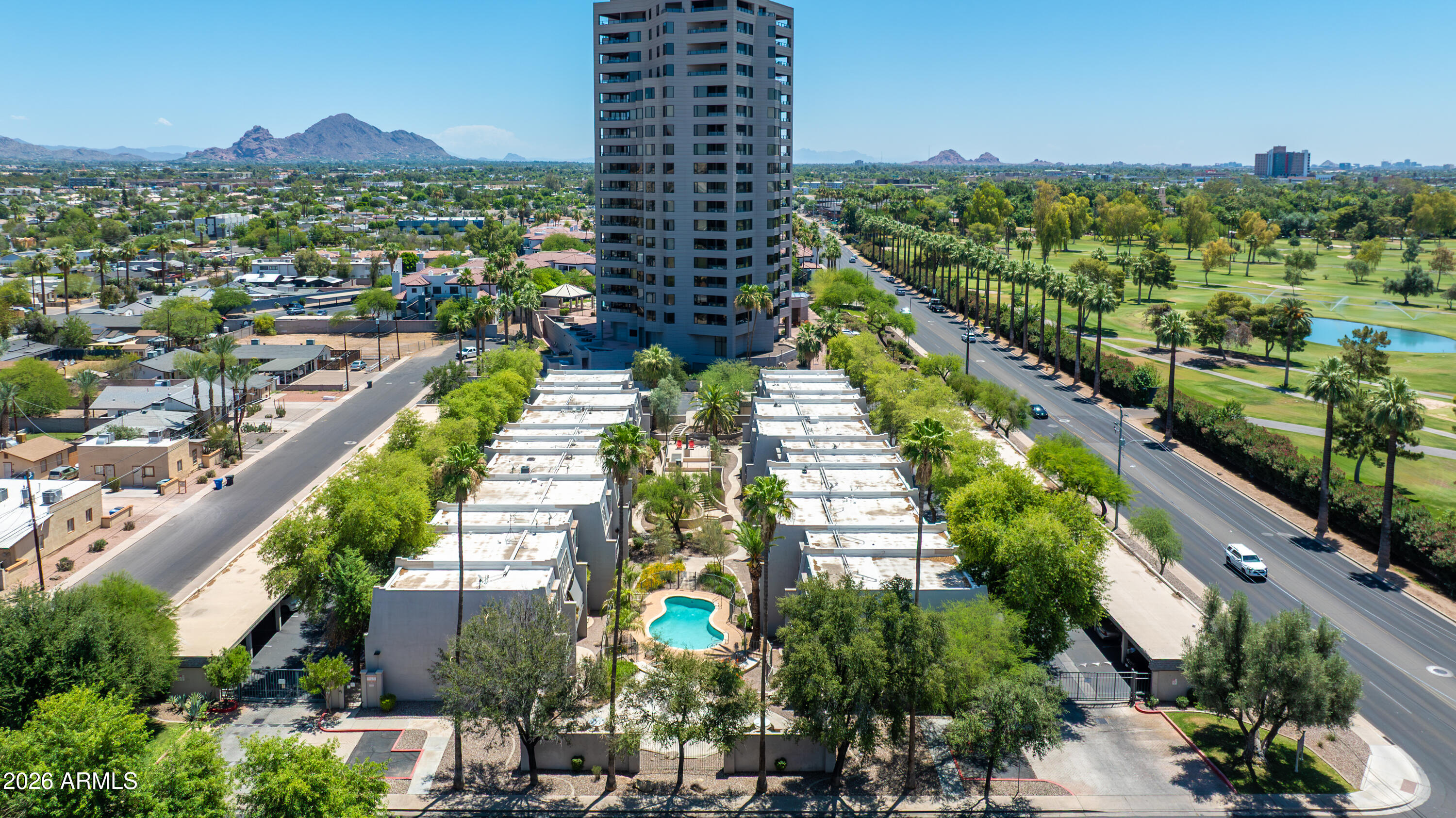 LE CONTINENTAL - Residential Lease