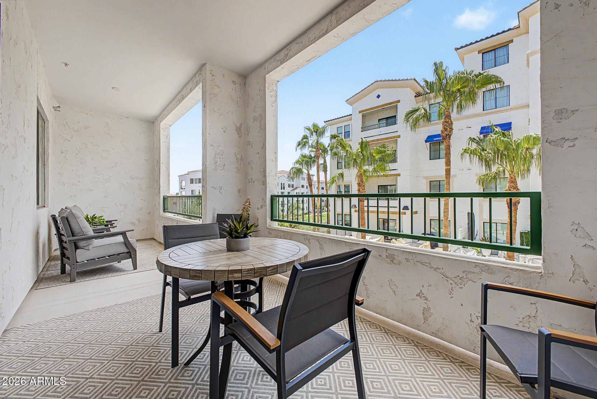 CAYS AT DOWNTOWN OCOTILLO CONDOMINIUM AMD REPLAT - Residential