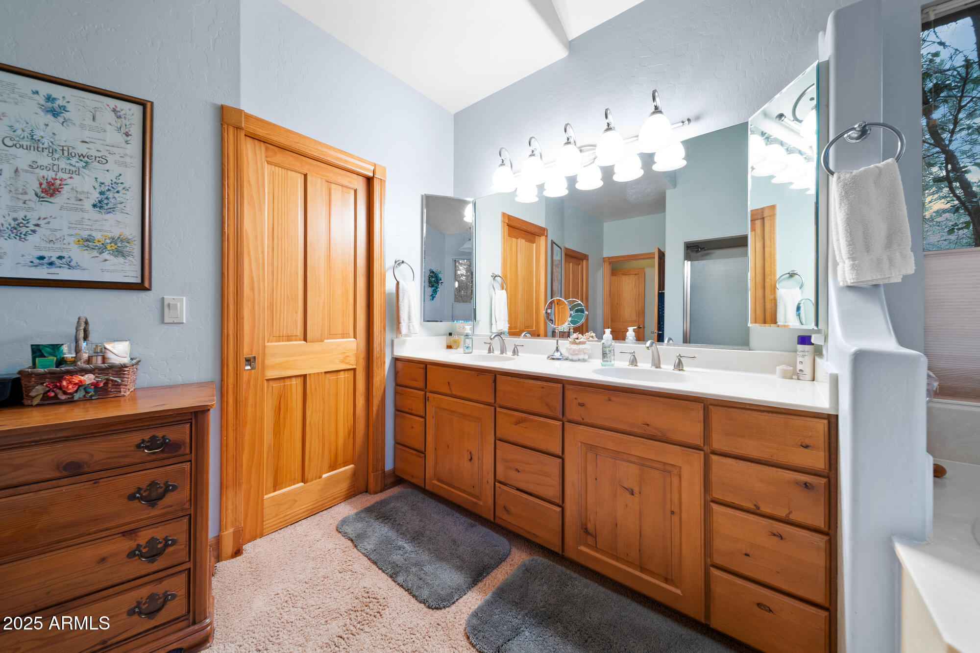 Unsubdivided in Pinetop Lakes Country Club - Residential