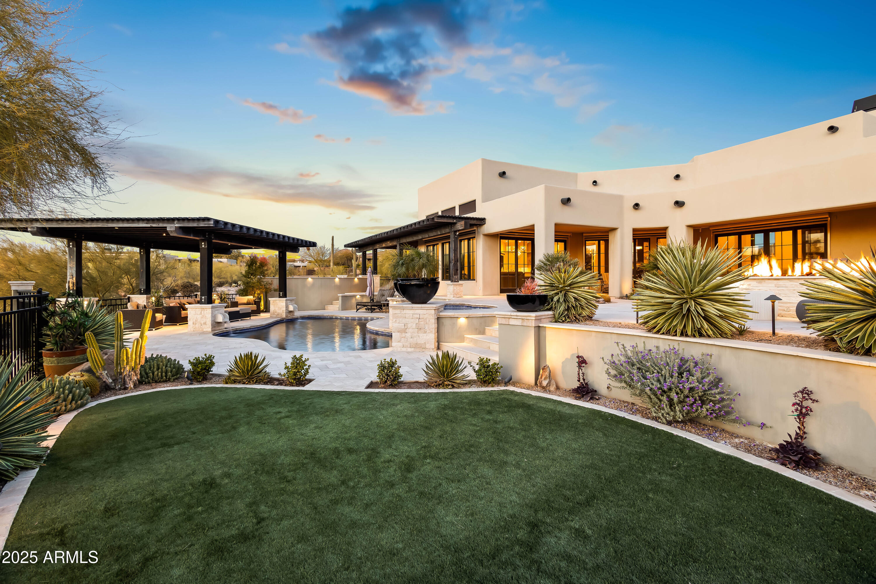PINNACLE PEAK VISTAS 3 LOT 1-210 TR A-B - Residential
