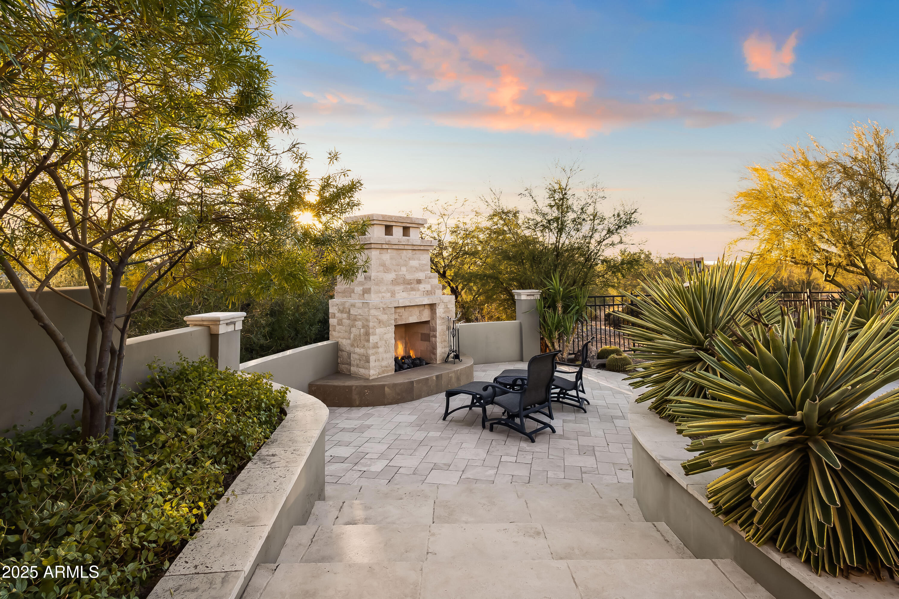 PINNACLE PEAK VISTAS 3 LOT 1-210 TR A-B - Residential