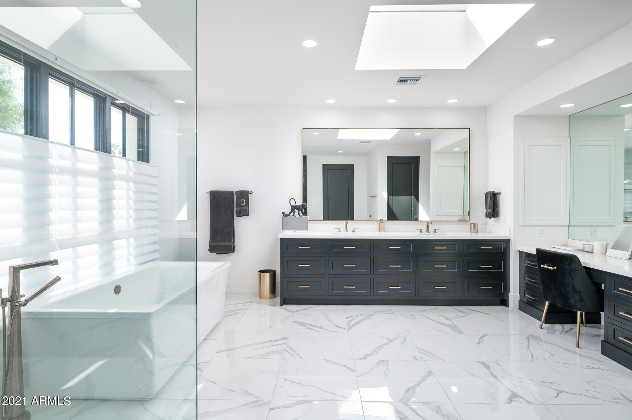 FINISTERRE - Residential