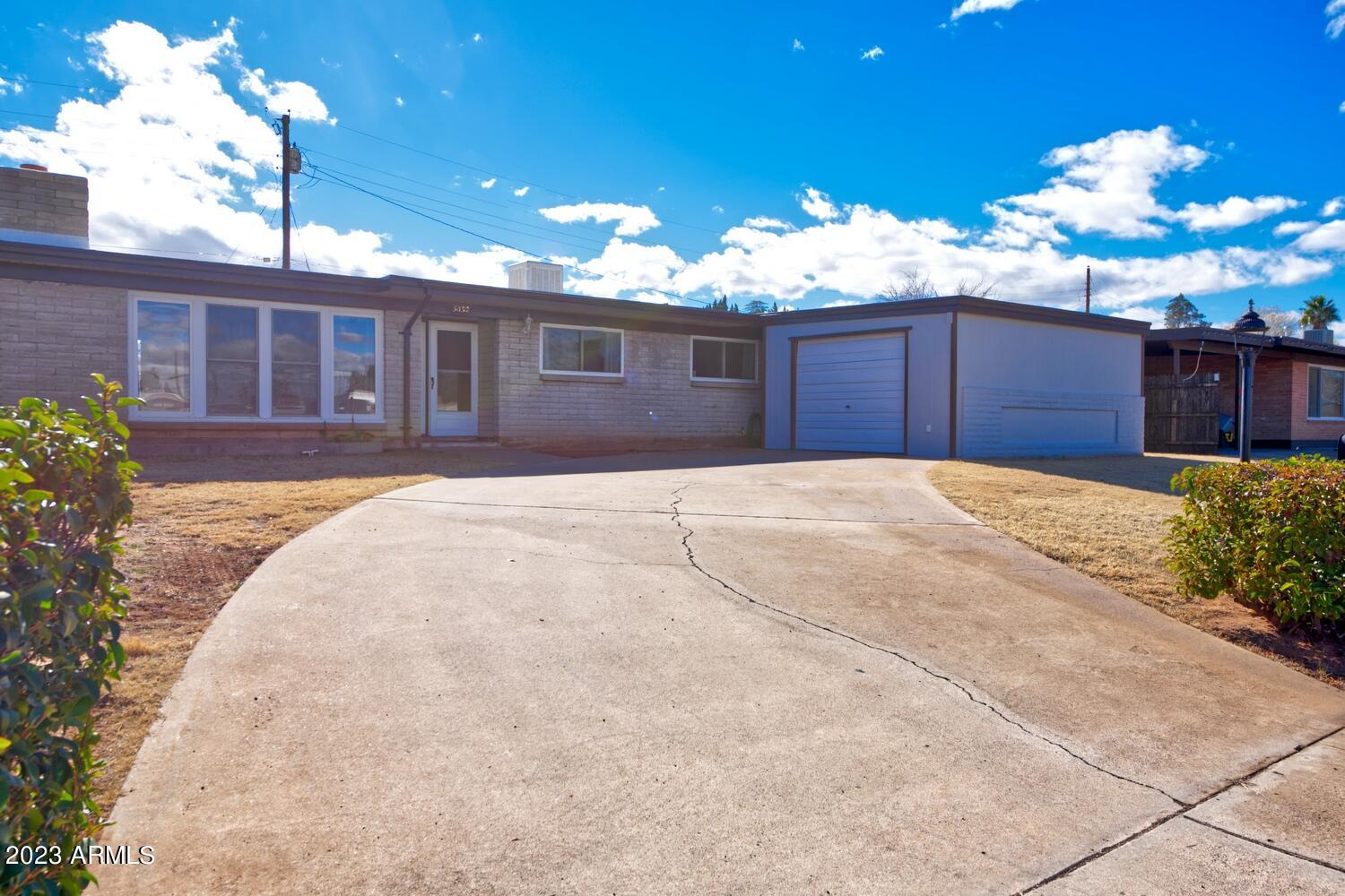 VILLAGE MEADOWS UNIT 2 - Residential