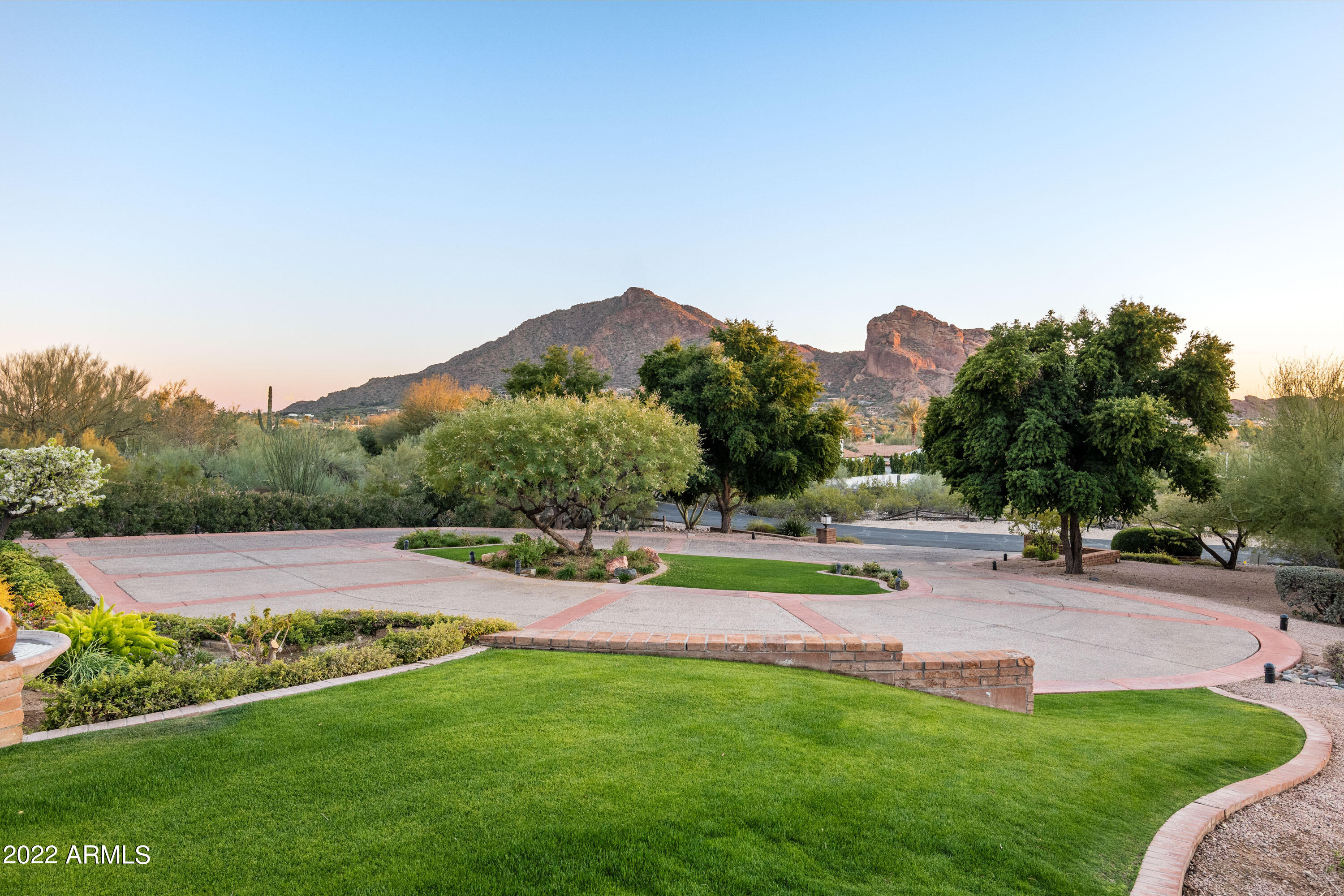 PARADISVE VALLES ESTATES - Residential