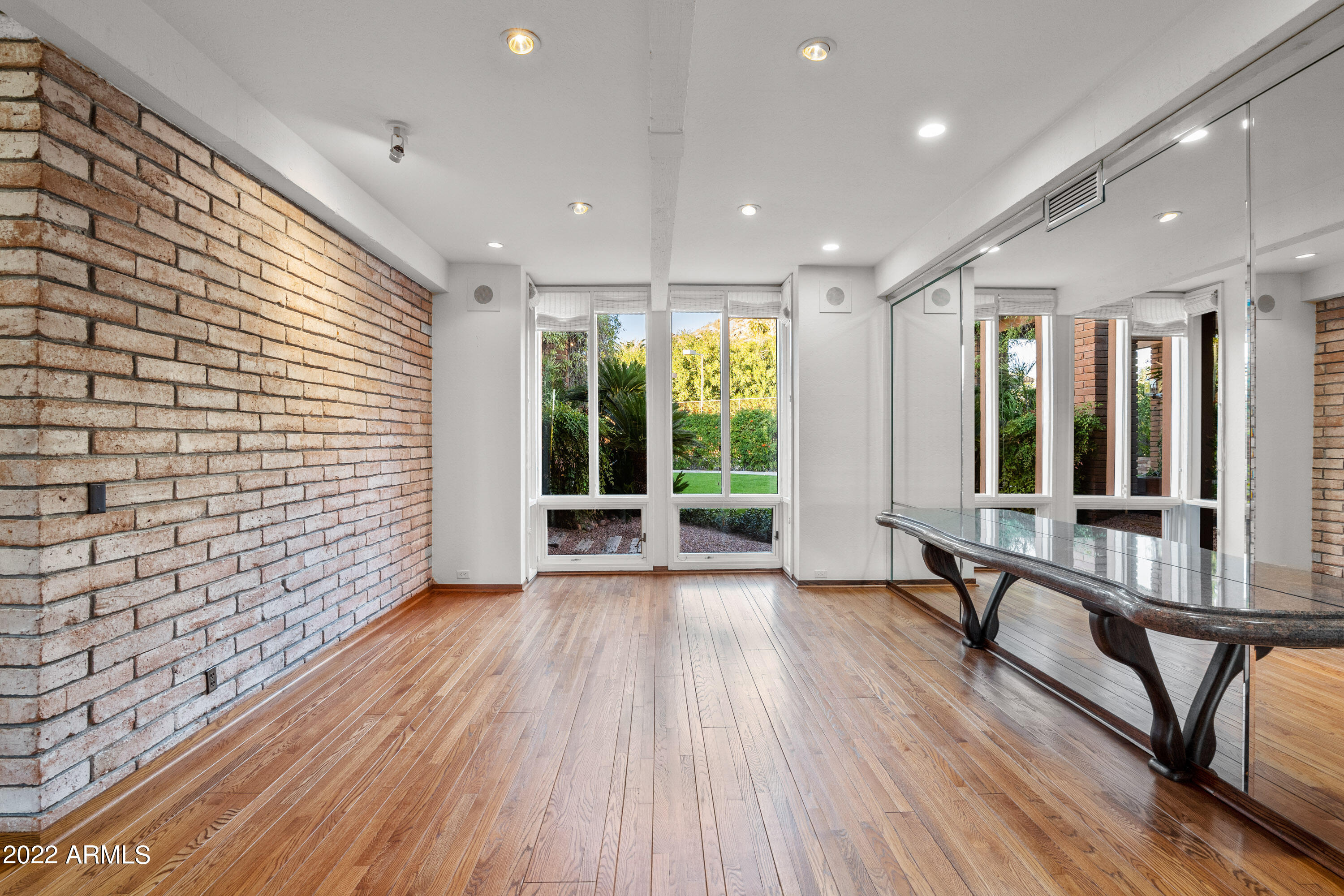 PARADISVE VALLES ESTATES - Residential