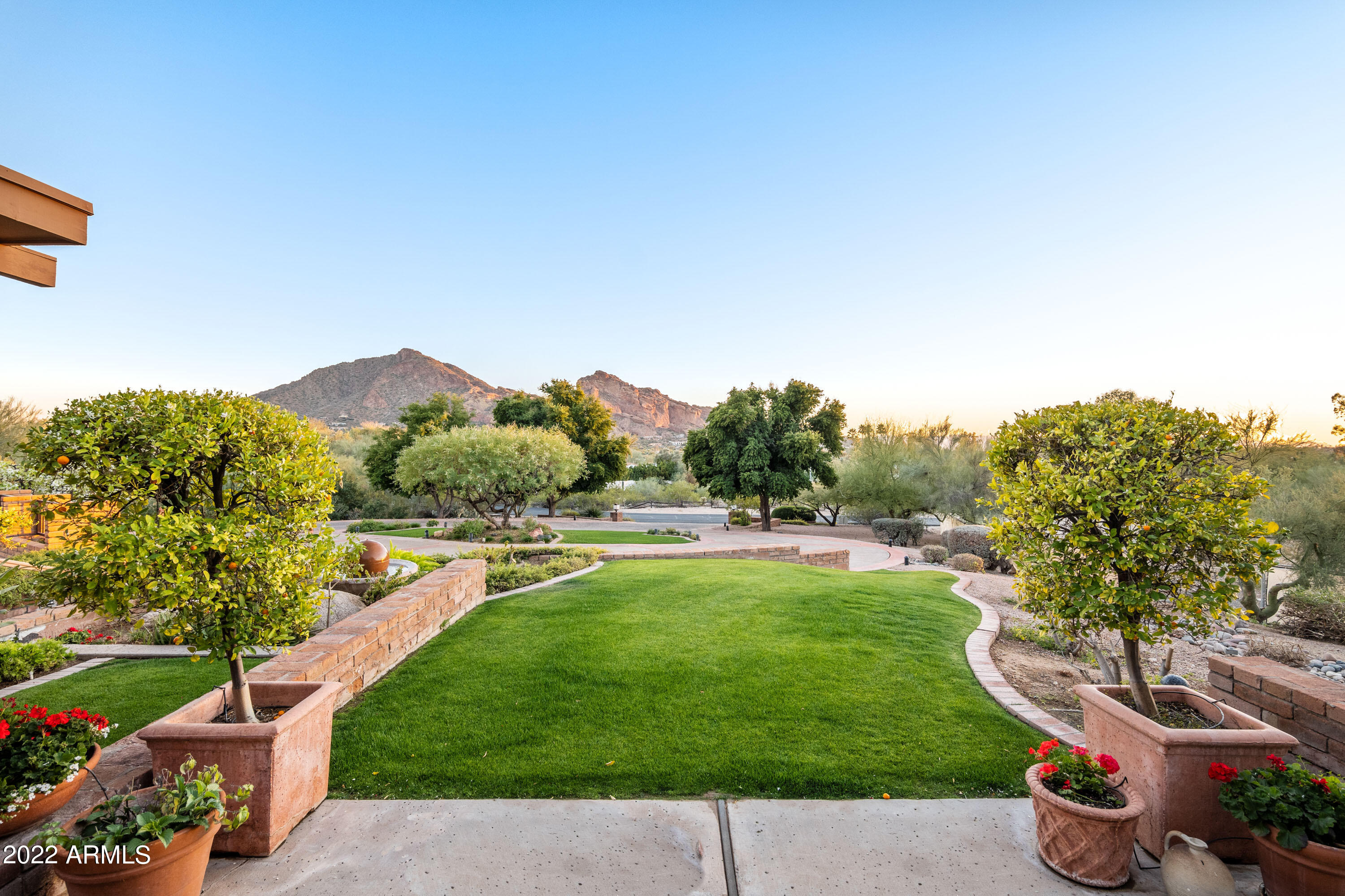 PARADISVE VALLES ESTATES - Residential