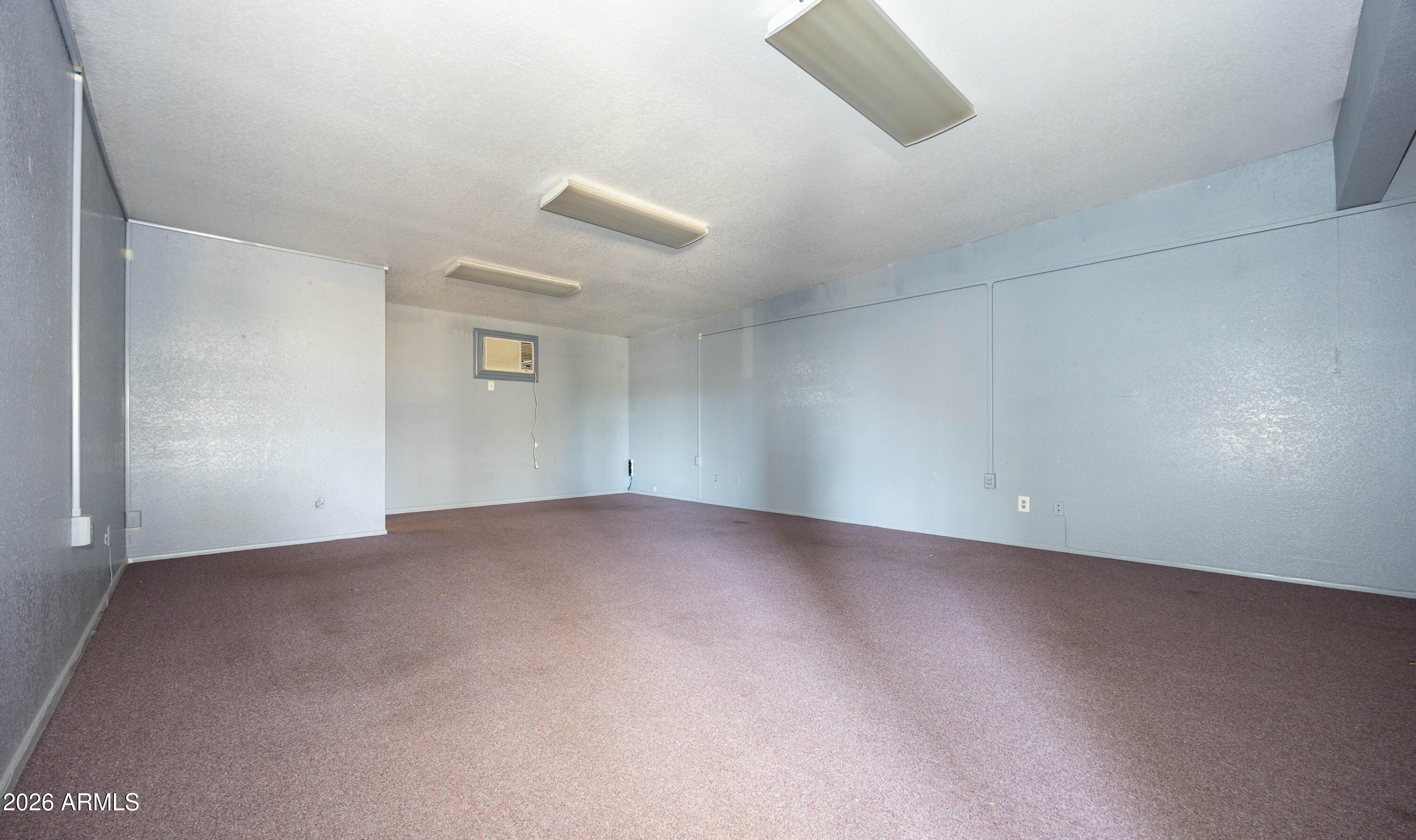 SIERRA CENTER - Commercial Sale