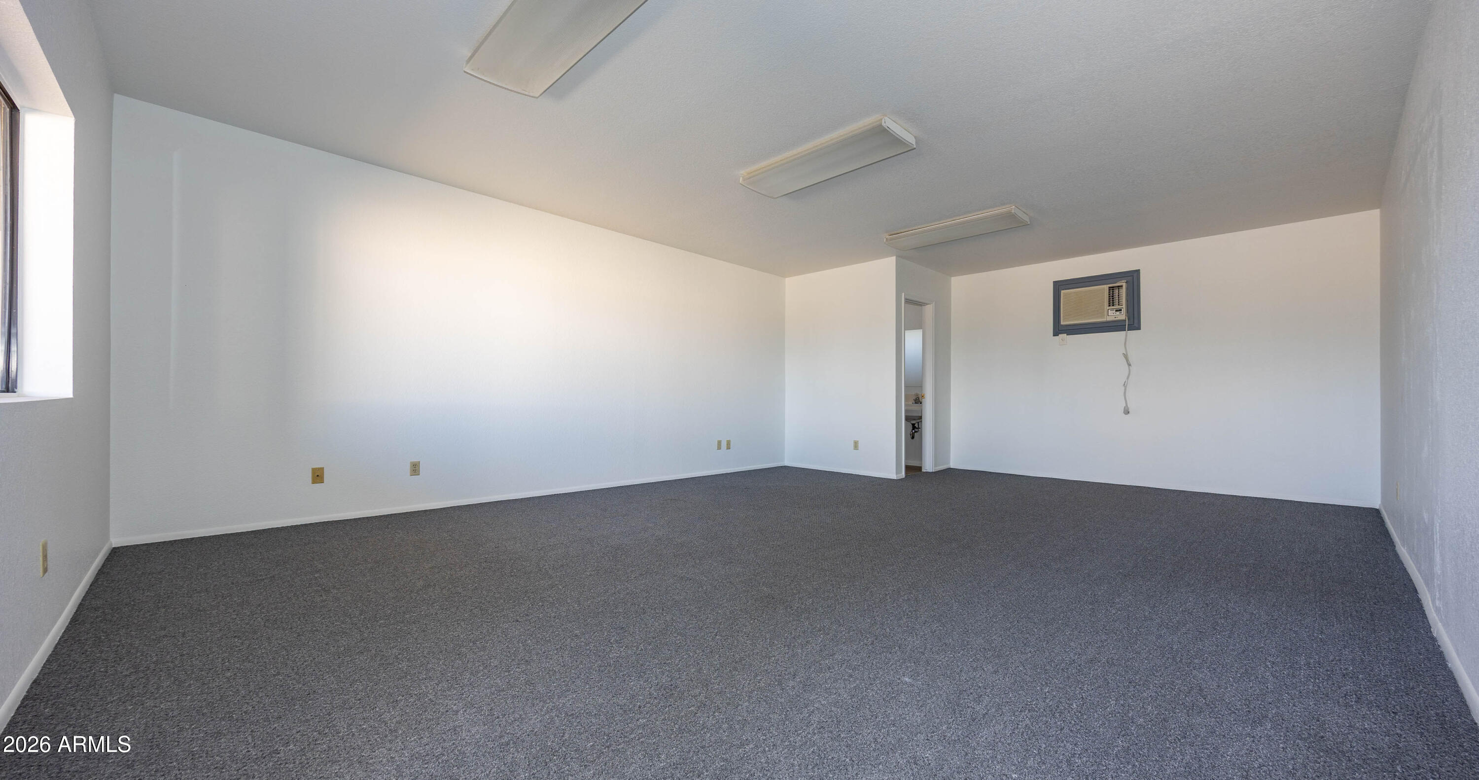 SIERRA CENTER - Commercial Sale