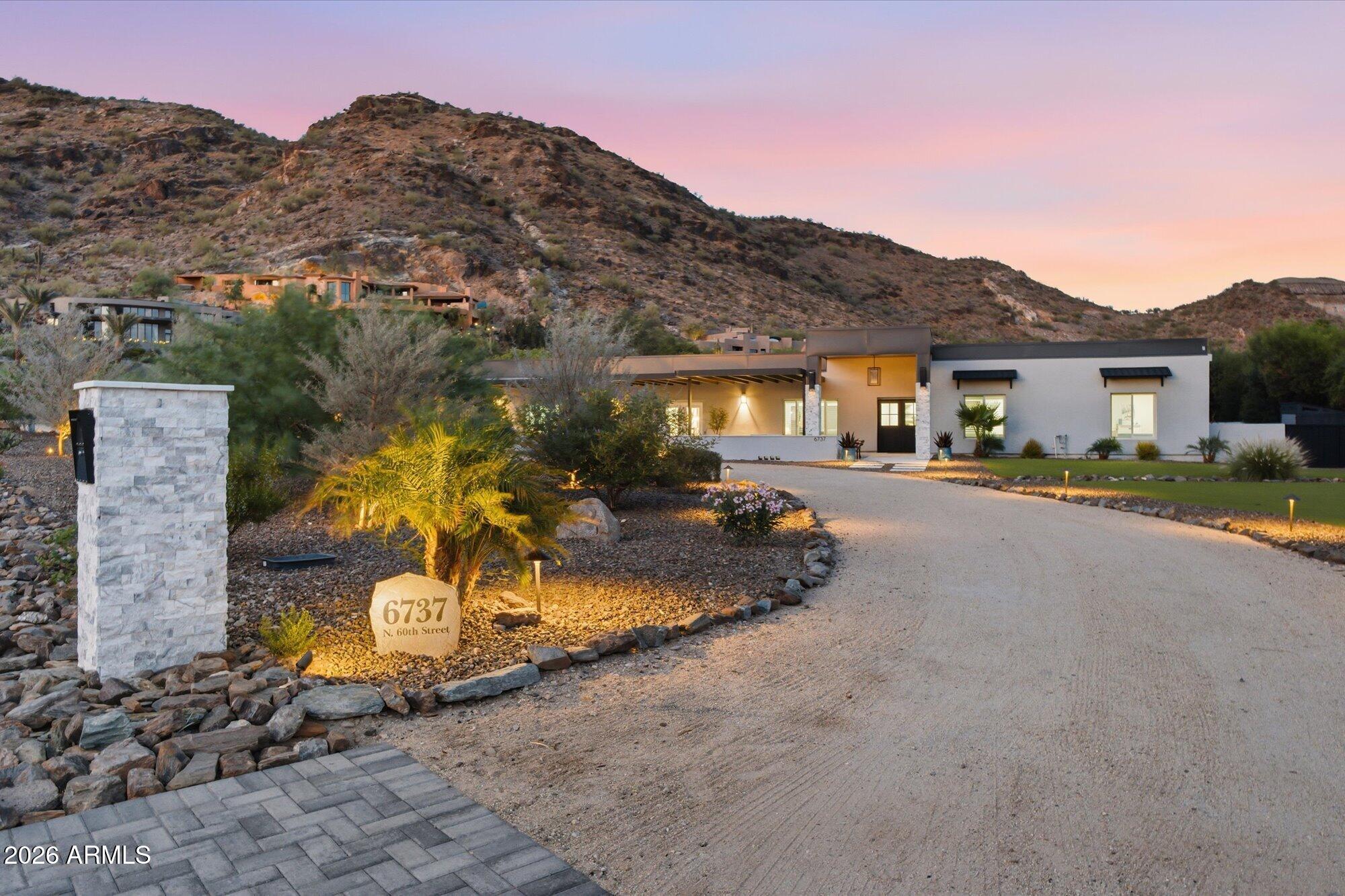 WHISPERING HILLS - Residential