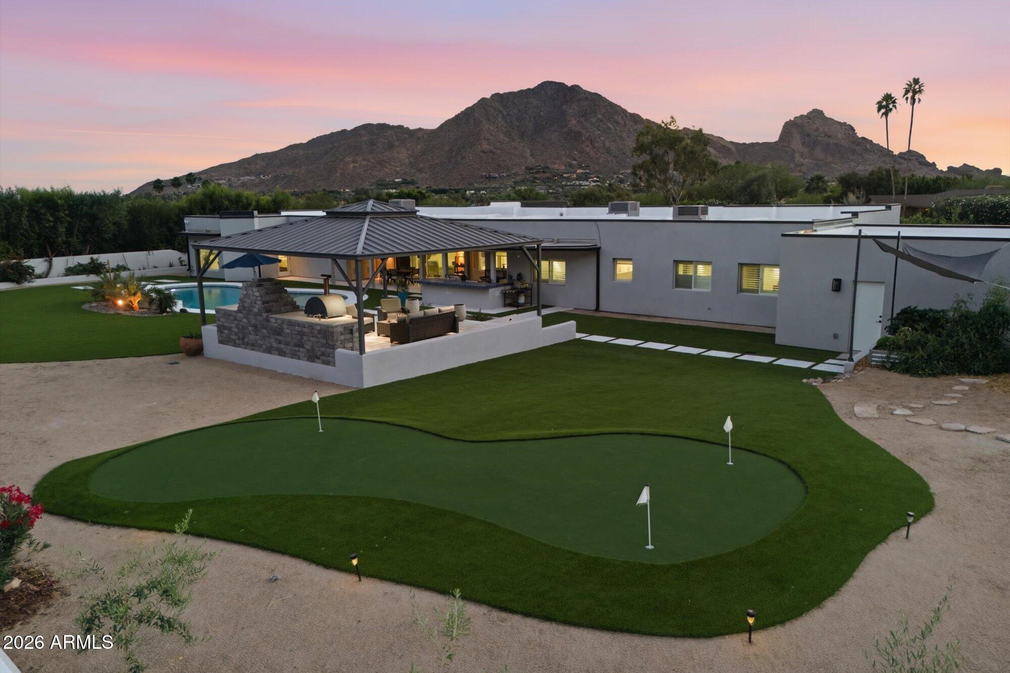 WHISPERING HILLS - Residential
