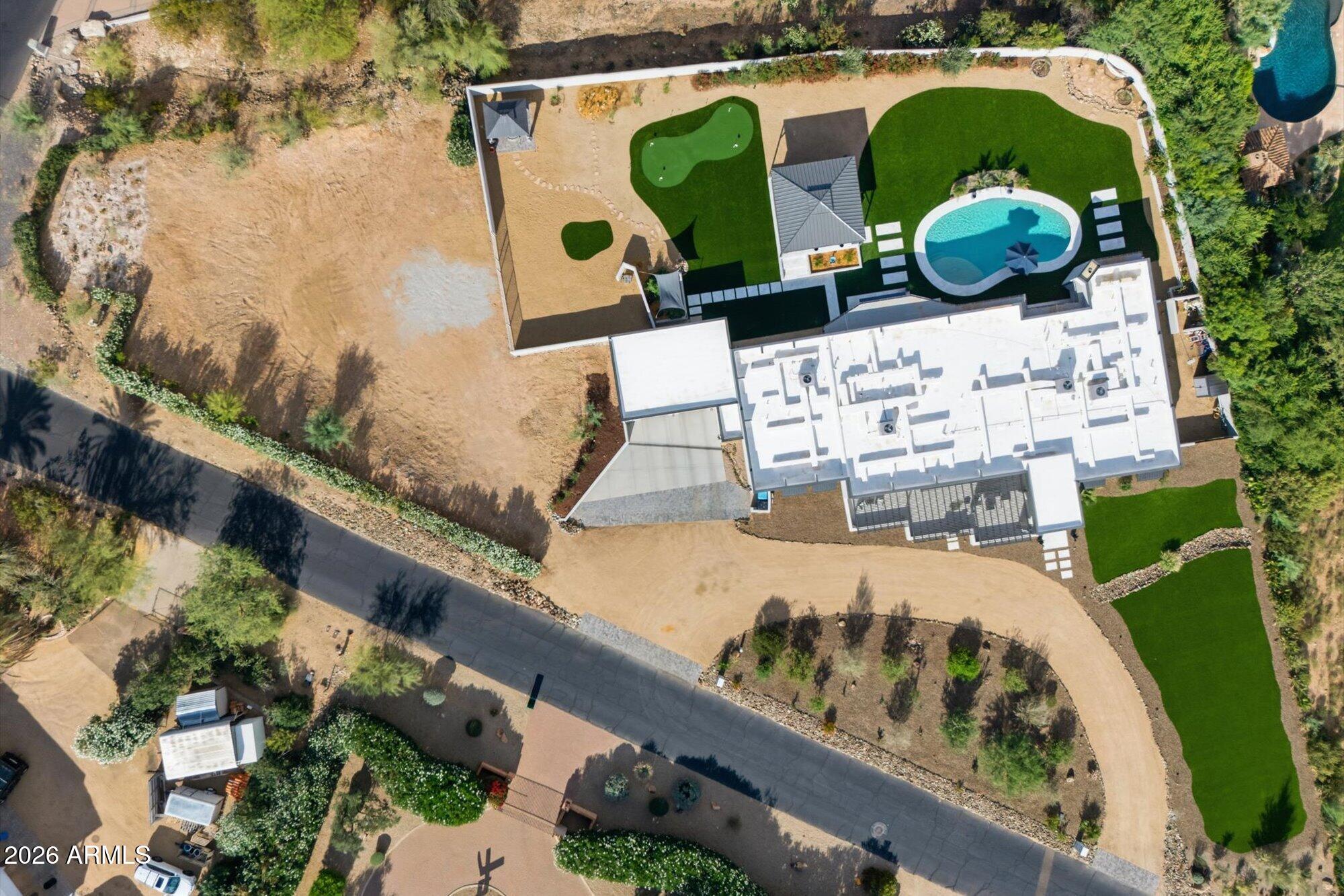 WHISPERING HILLS - Residential