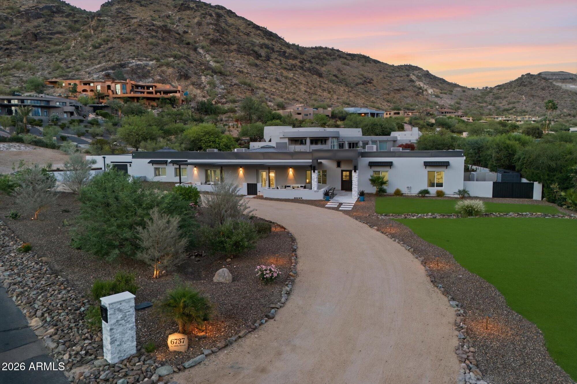 WHISPERING HILLS - Residential