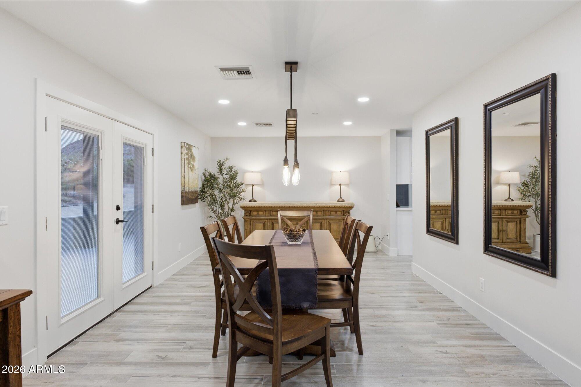 WHISPERING HILLS - Residential