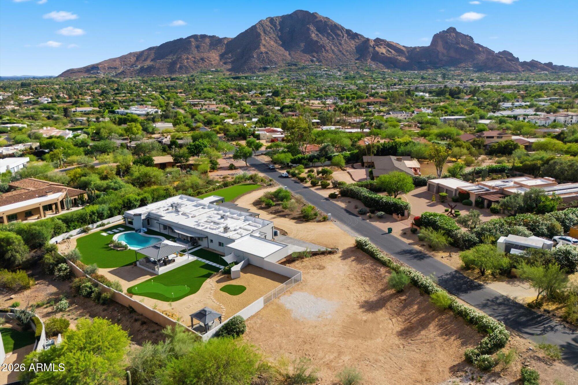 WHISPERING HILLS - Residential