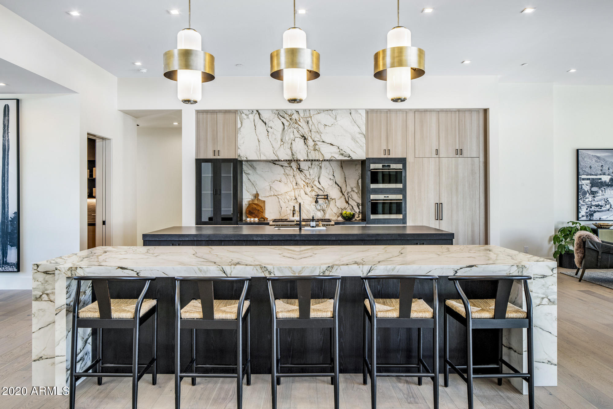 CASA BLANCA ESTATES LOT 20-37 & TR A - Residential