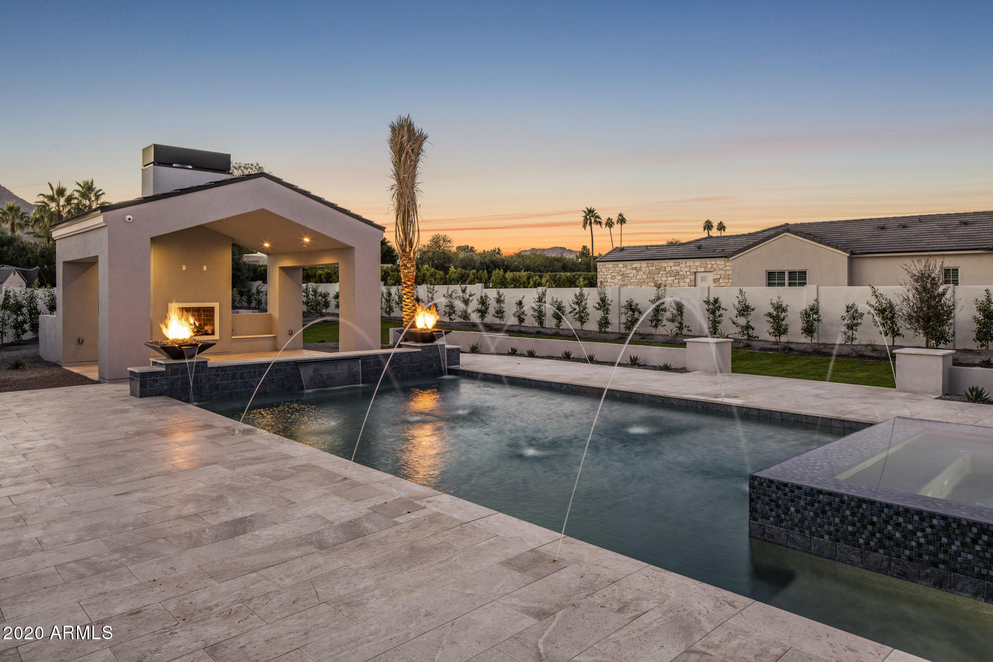 CASA BLANCA ESTATES LOT 20-37 & TR A - Residential