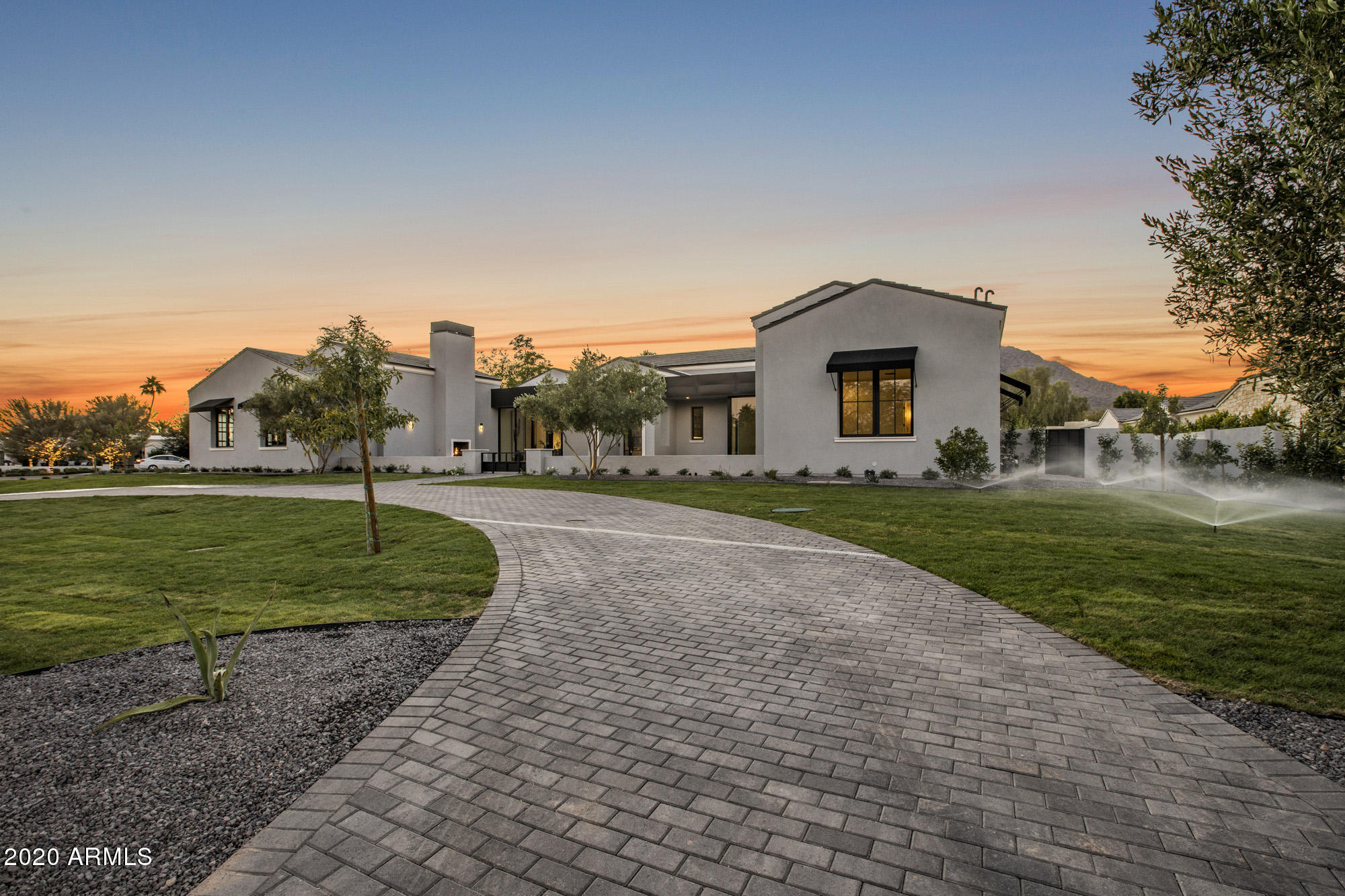 CASA BLANCA ESTATES LOT 20-37 & TR A - Residential