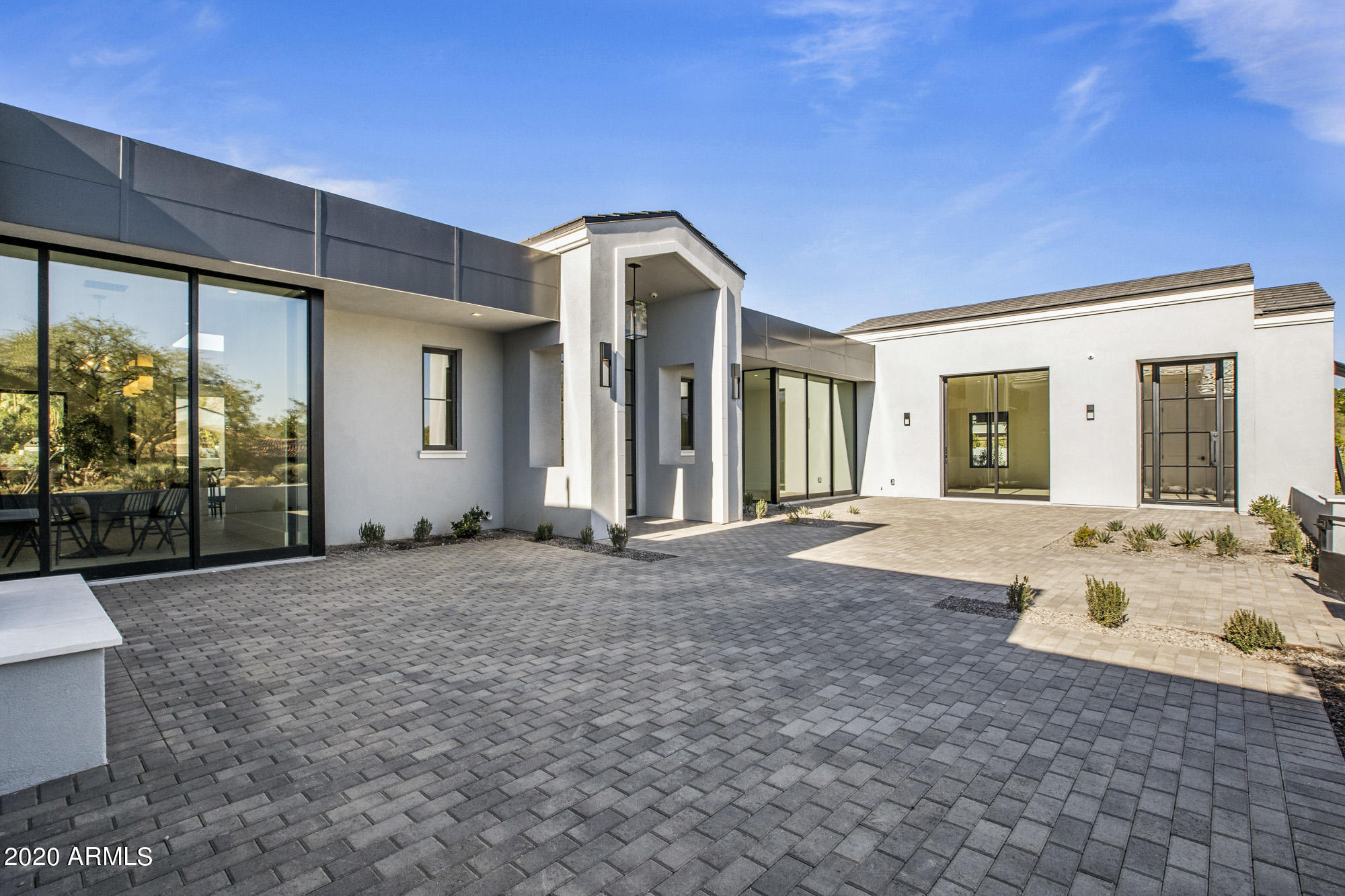CASA BLANCA ESTATES LOT 20-37 & TR A - Residential