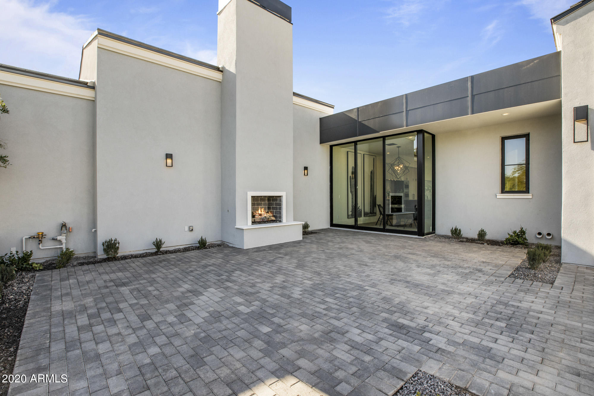 CASA BLANCA ESTATES LOT 20-37 & TR A - Residential