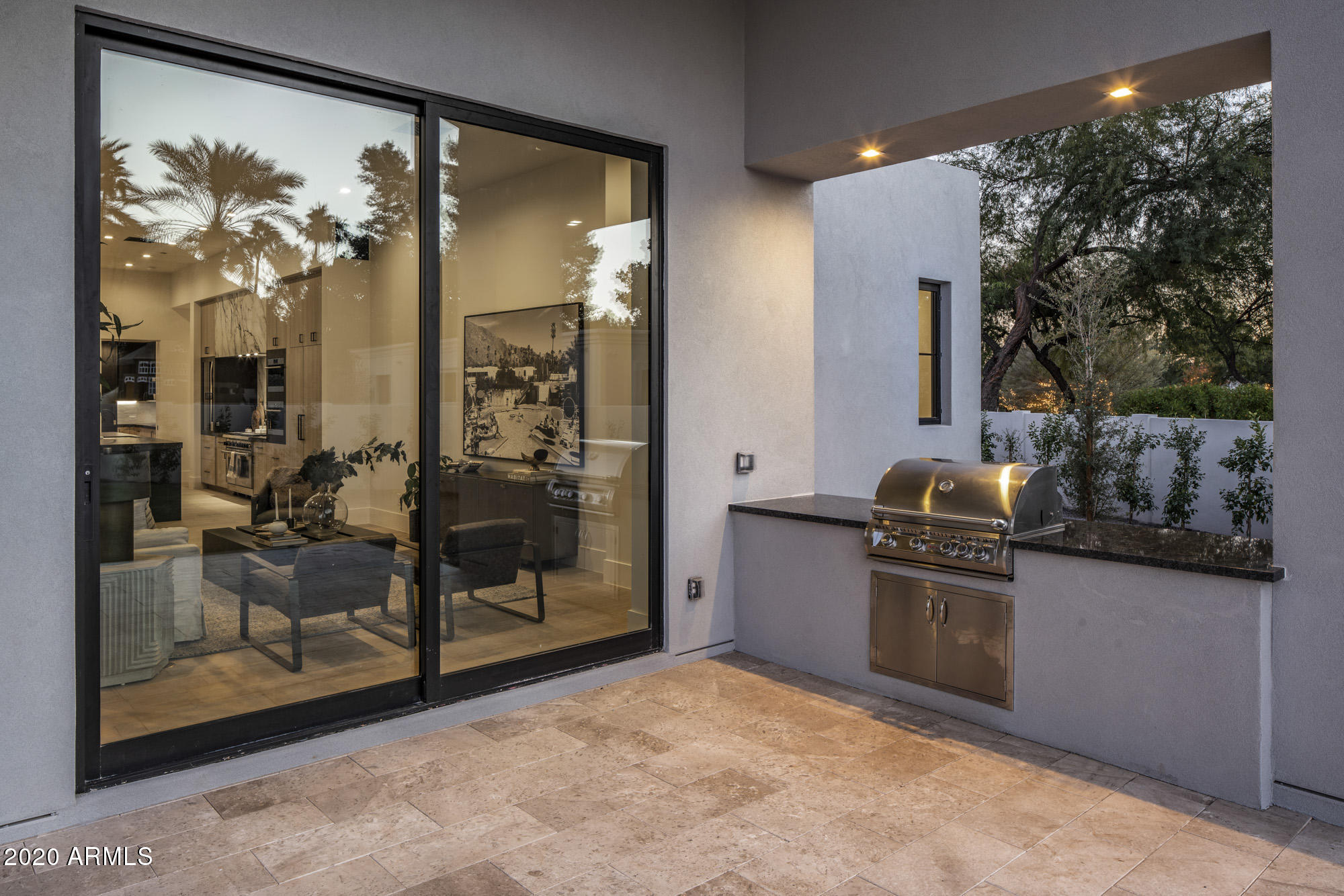 CASA BLANCA ESTATES LOT 20-37 & TR A - Residential
