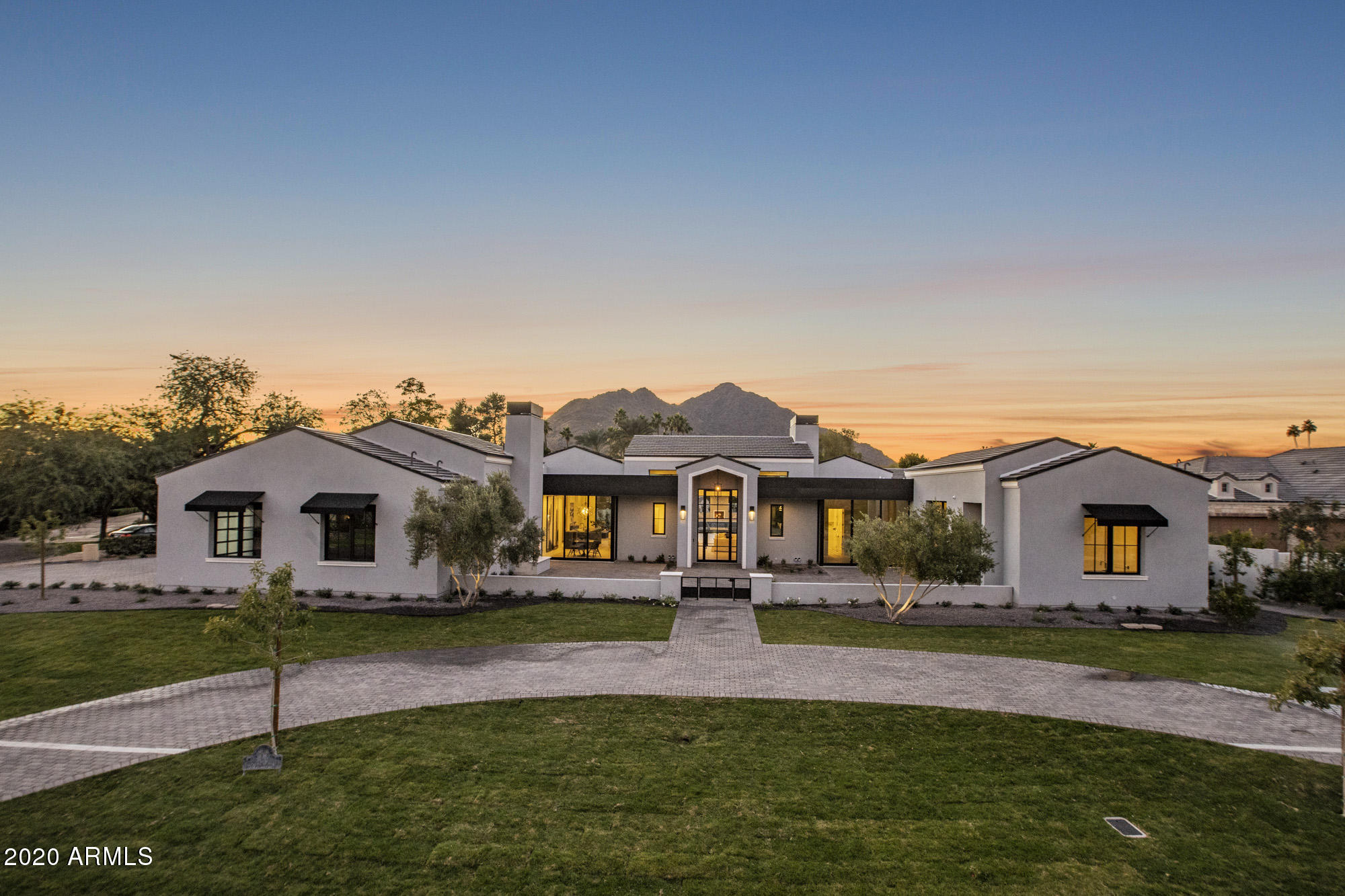 CASA BLANCA ESTATES LOT 20-37 & TR A - Residential