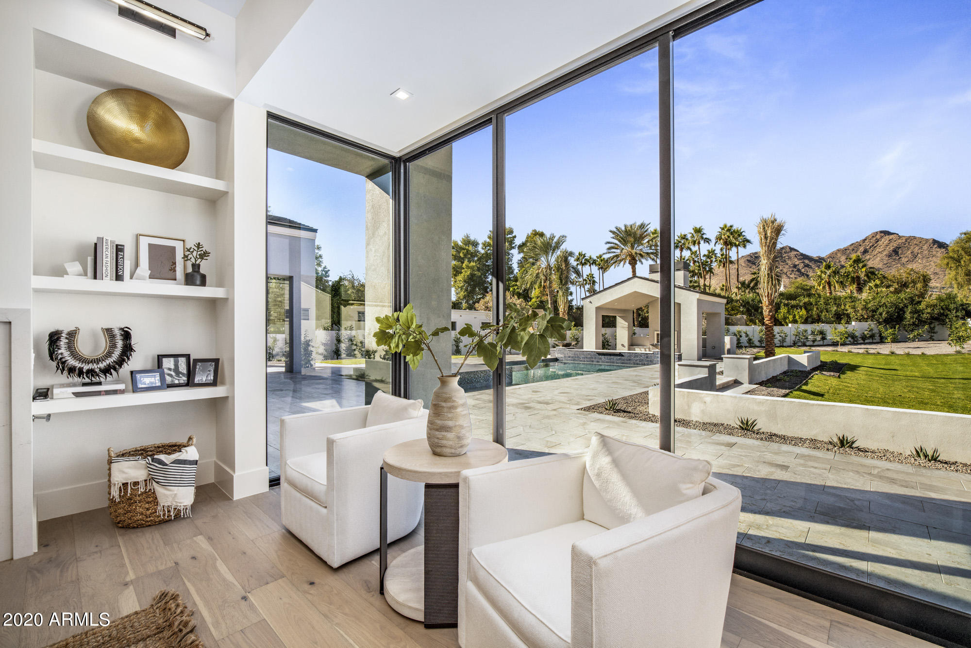 CASA BLANCA ESTATES LOT 20-37 & TR A - Residential