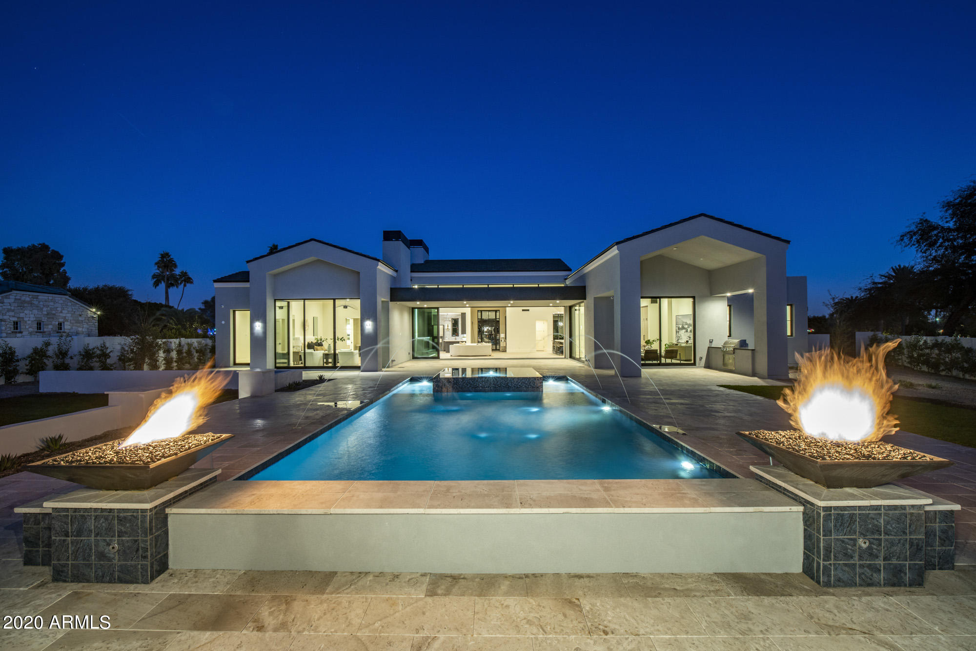 CASA BLANCA ESTATES LOT 20-37 & TR A - Residential