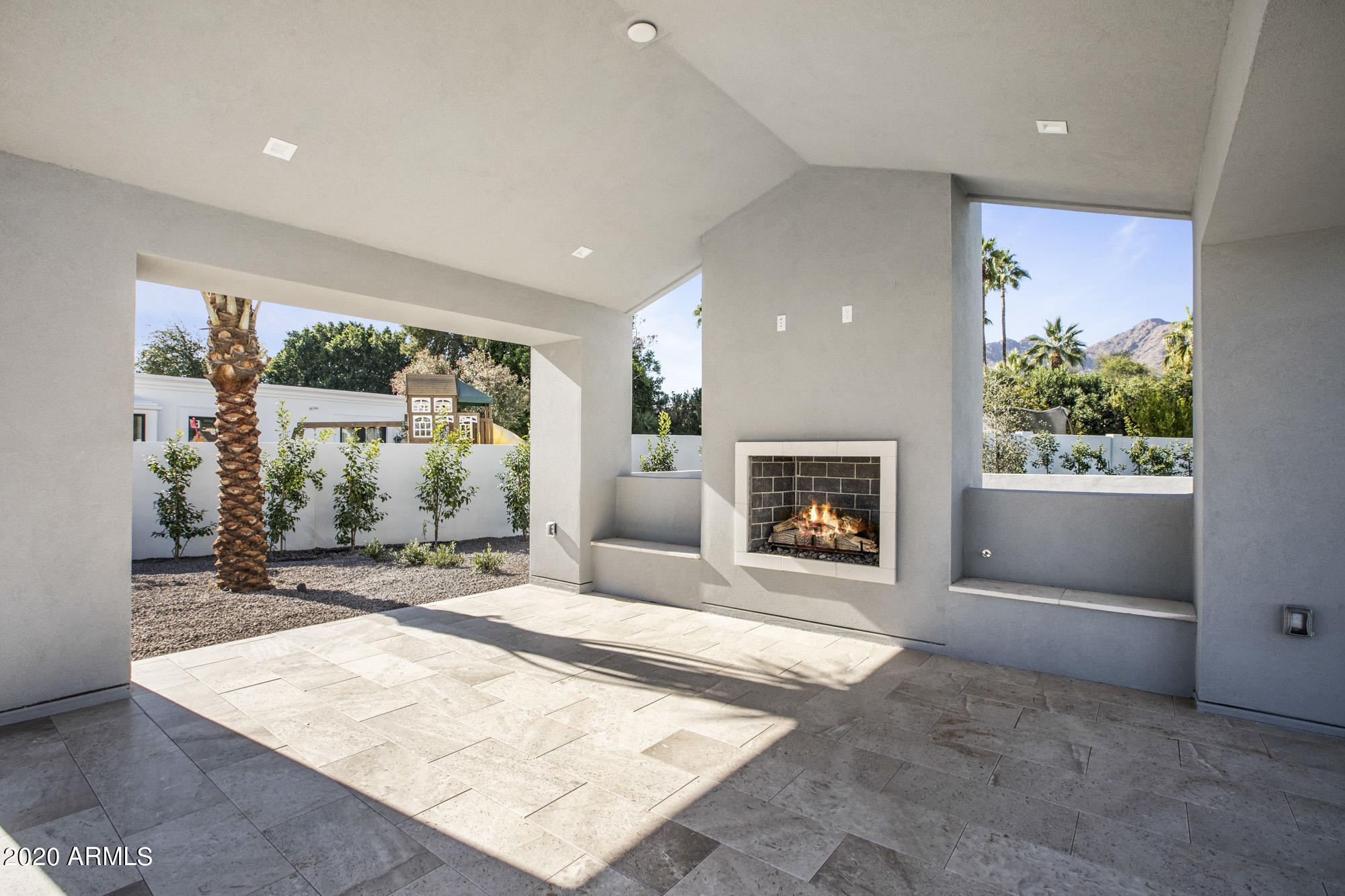 CASA BLANCA ESTATES LOT 20-37 & TR A - Residential