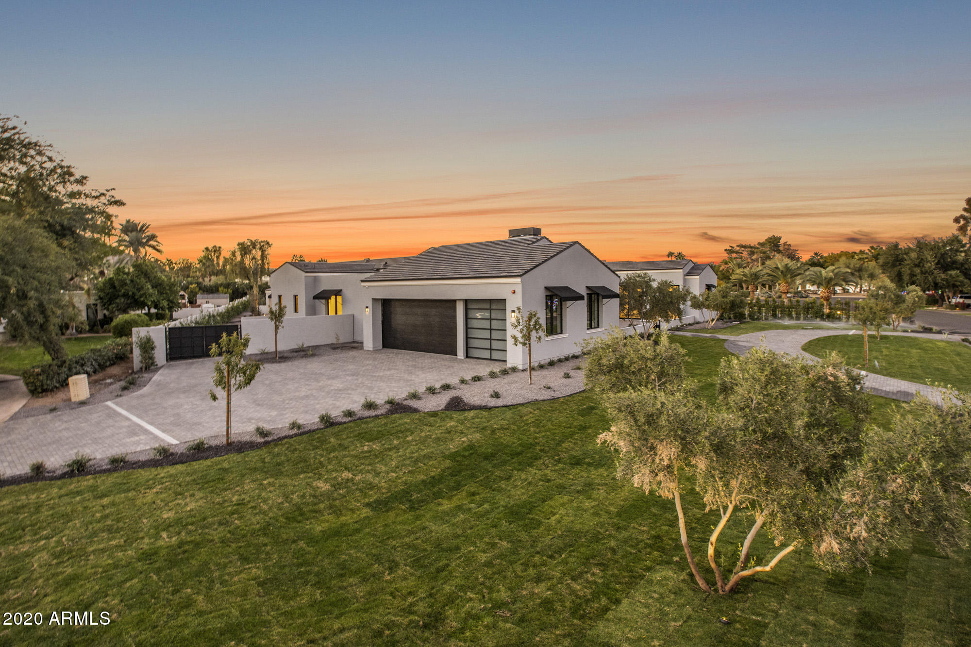 CASA BLANCA ESTATES LOT 20-37 & TR A - Residential