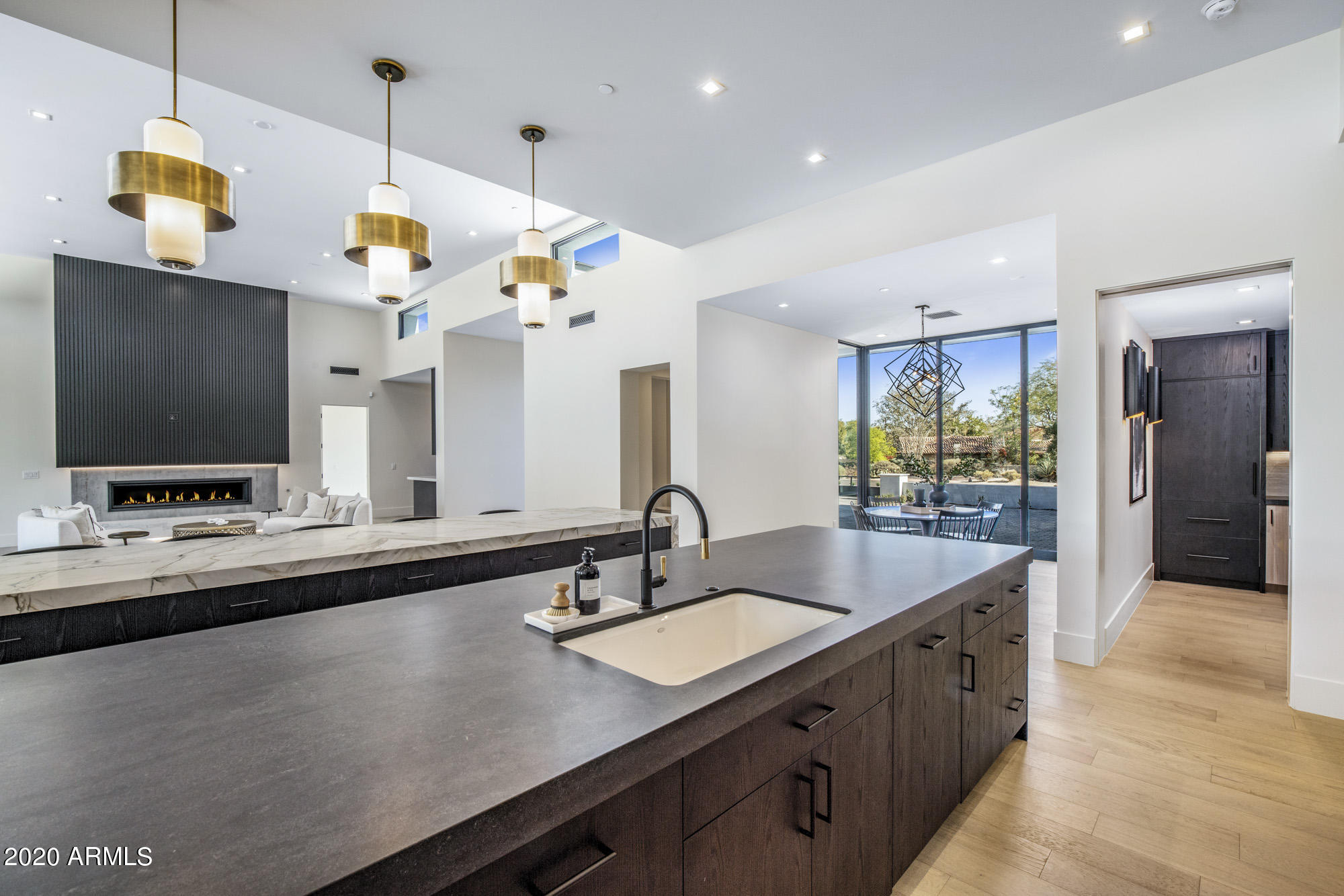 CASA BLANCA ESTATES LOT 20-37 & TR A - Residential