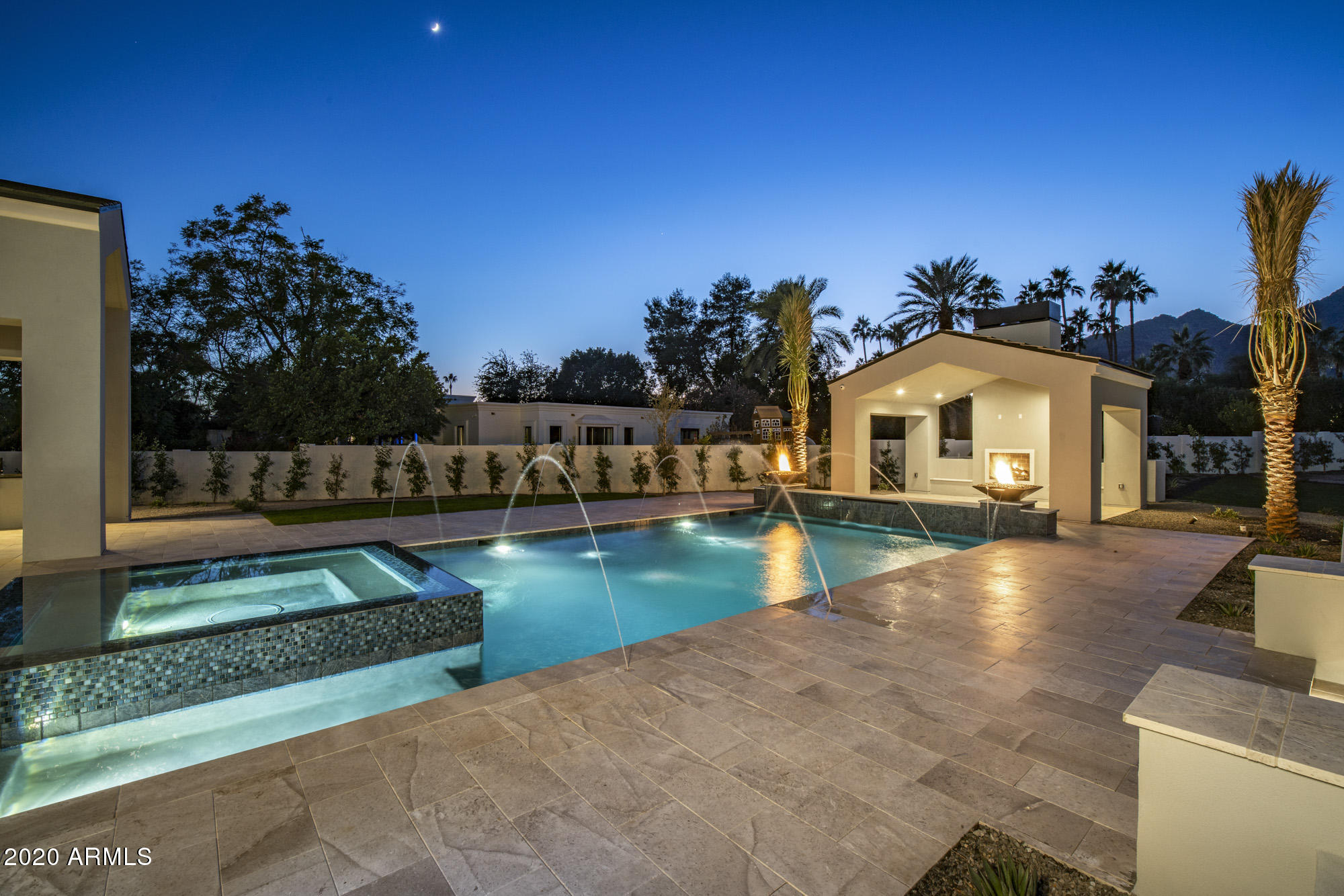 CASA BLANCA ESTATES LOT 20-37 & TR A - Residential