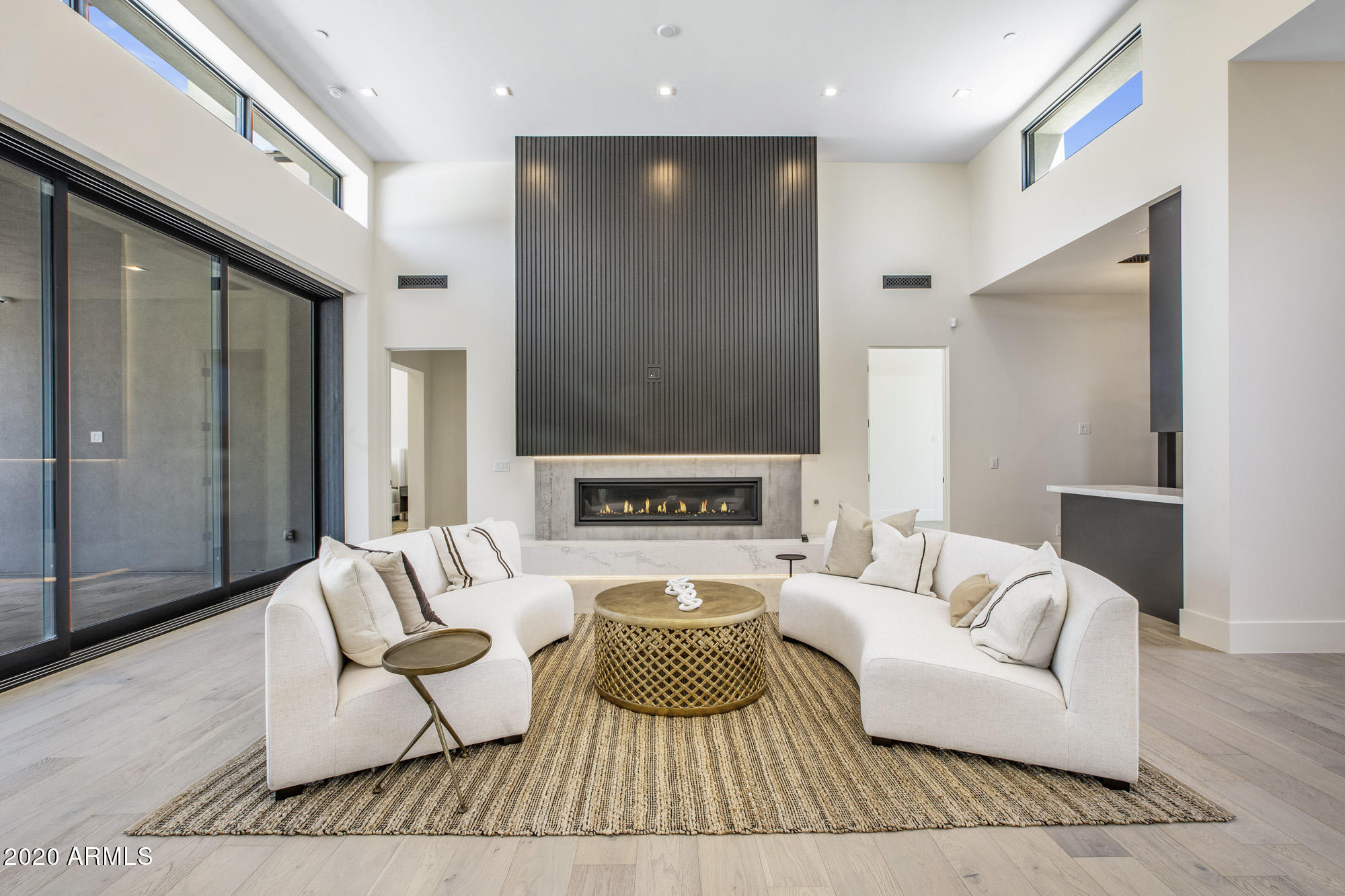CASA BLANCA ESTATES LOT 20-37 & TR A - Residential