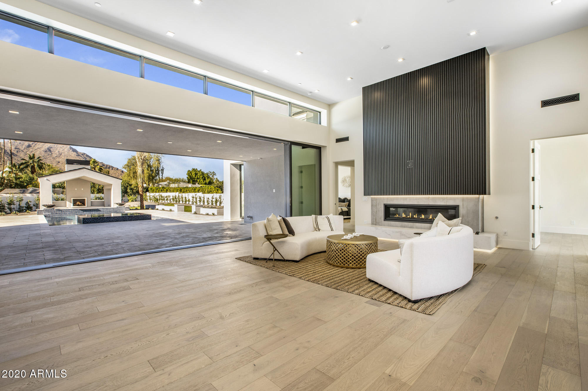 CASA BLANCA ESTATES LOT 20-37 & TR A - Residential