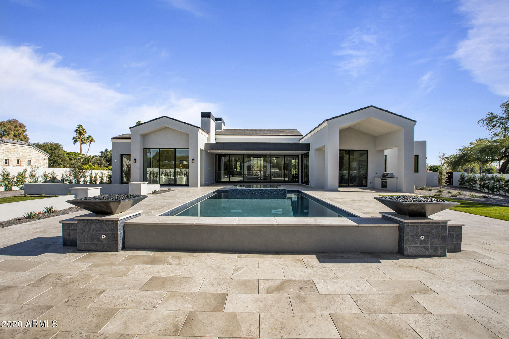 CASA BLANCA ESTATES LOT 20-37 & TR A - Residential