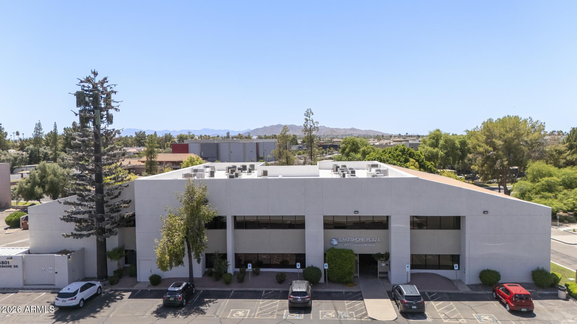 LAKE COUNTRY ESTATES UNIT 1 - Commercial Lease