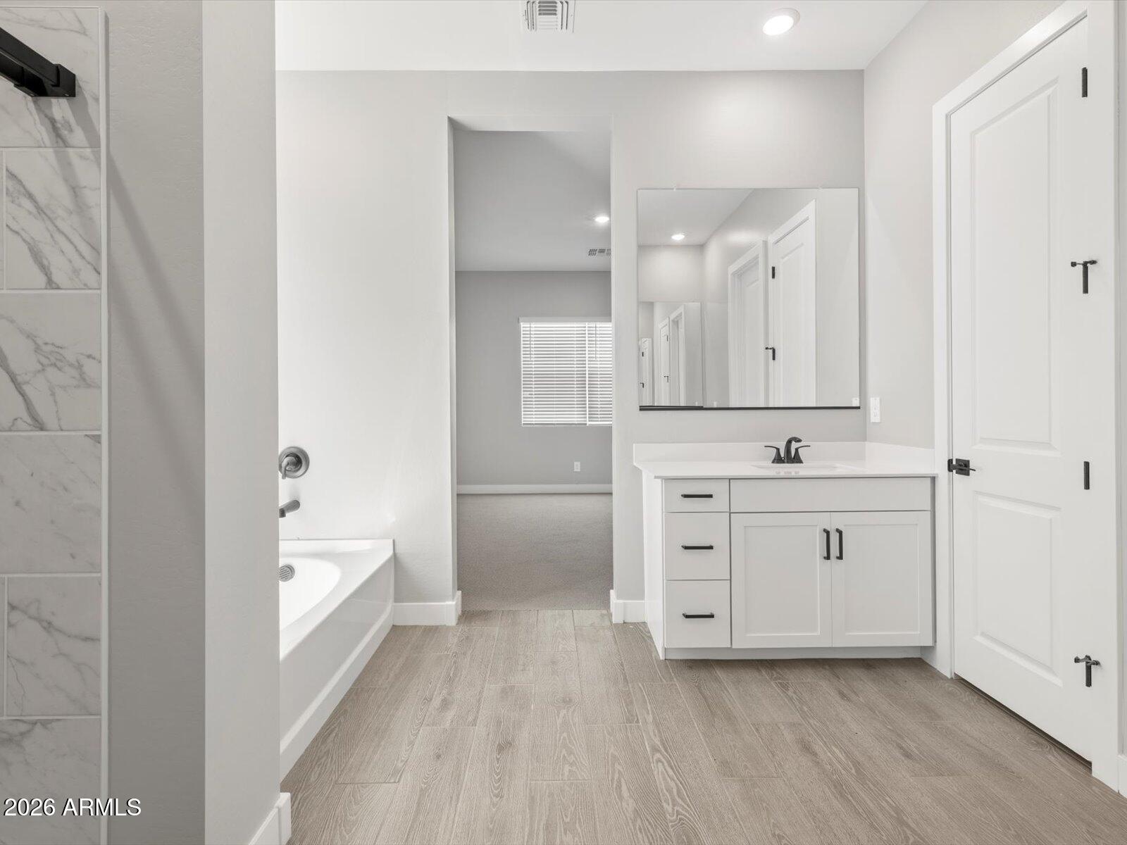 BLOSSOM ROCK PHASE 3 - Residential