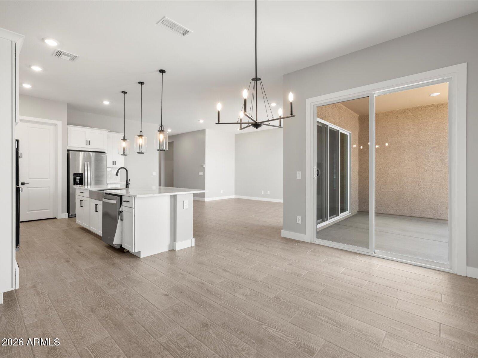 BLOSSOM ROCK PHASE 3 - Residential