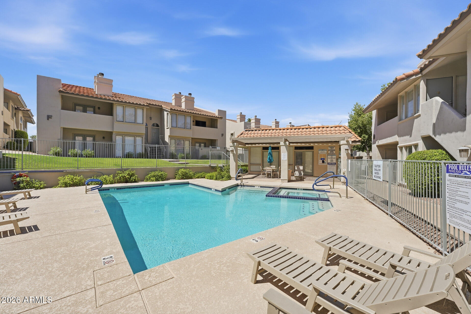 MOUNTAIN PARK CONDOMINIUMS UNIT 111-128 211-228 - Residential