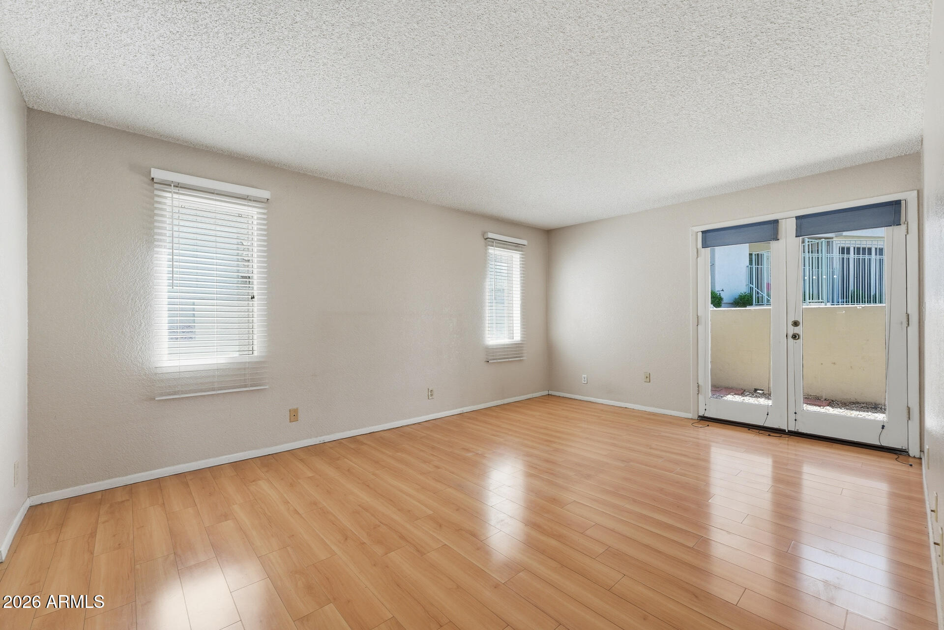 MOUNTAIN PARK CONDOMINIUMS UNIT 111-128 211-228 - Residential