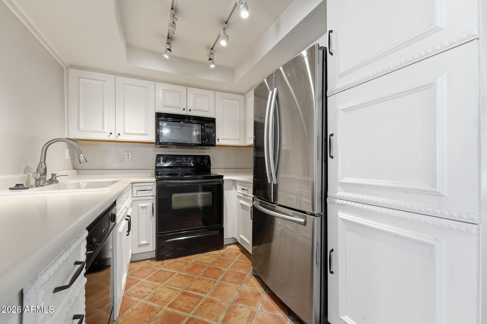 MOUNTAIN PARK CONDOMINIUMS UNIT 111-128 211-228 - Residential